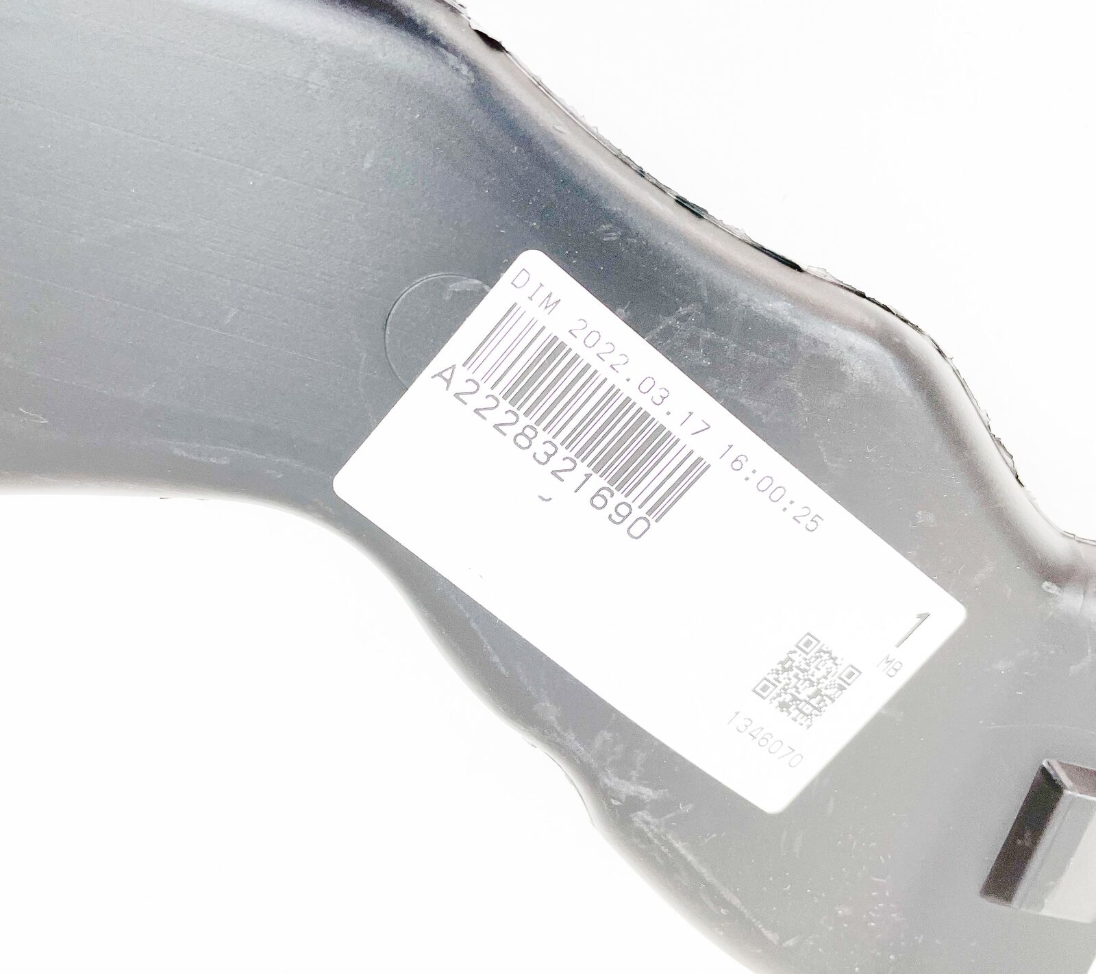 NEW MERCEDES-BENZ S-CLASS W222 DRAIN PIPE A2228321690 LHD ORIGINAL