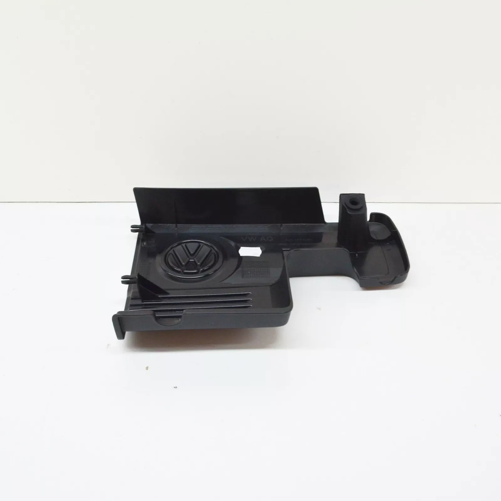 NEW VW GOLF VII 5G MK7 ENGINE COVER 04E103925F