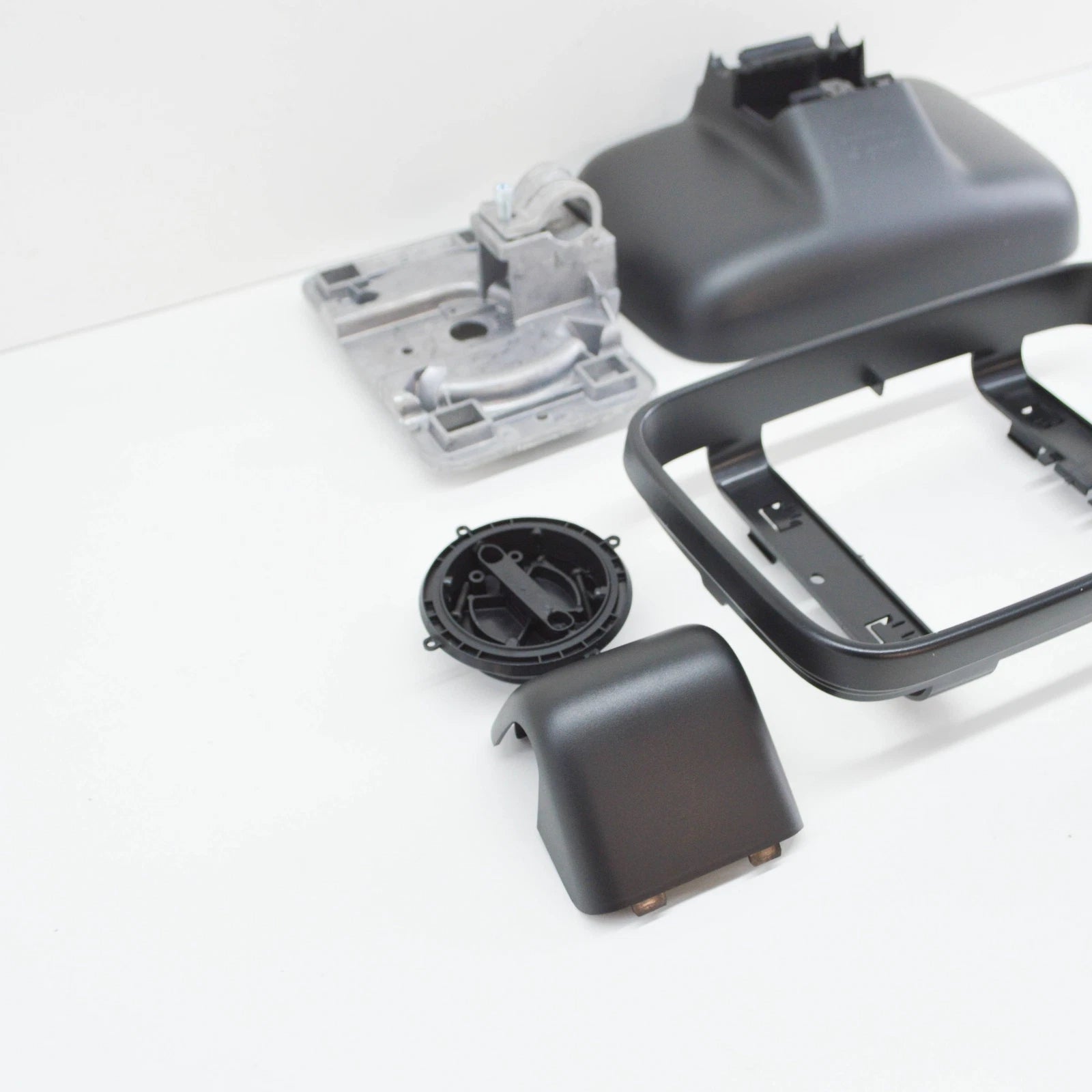 NEW VW TRANSPORTER T5 FRONT DOOR MIRROR HOUSING 7F0857547B