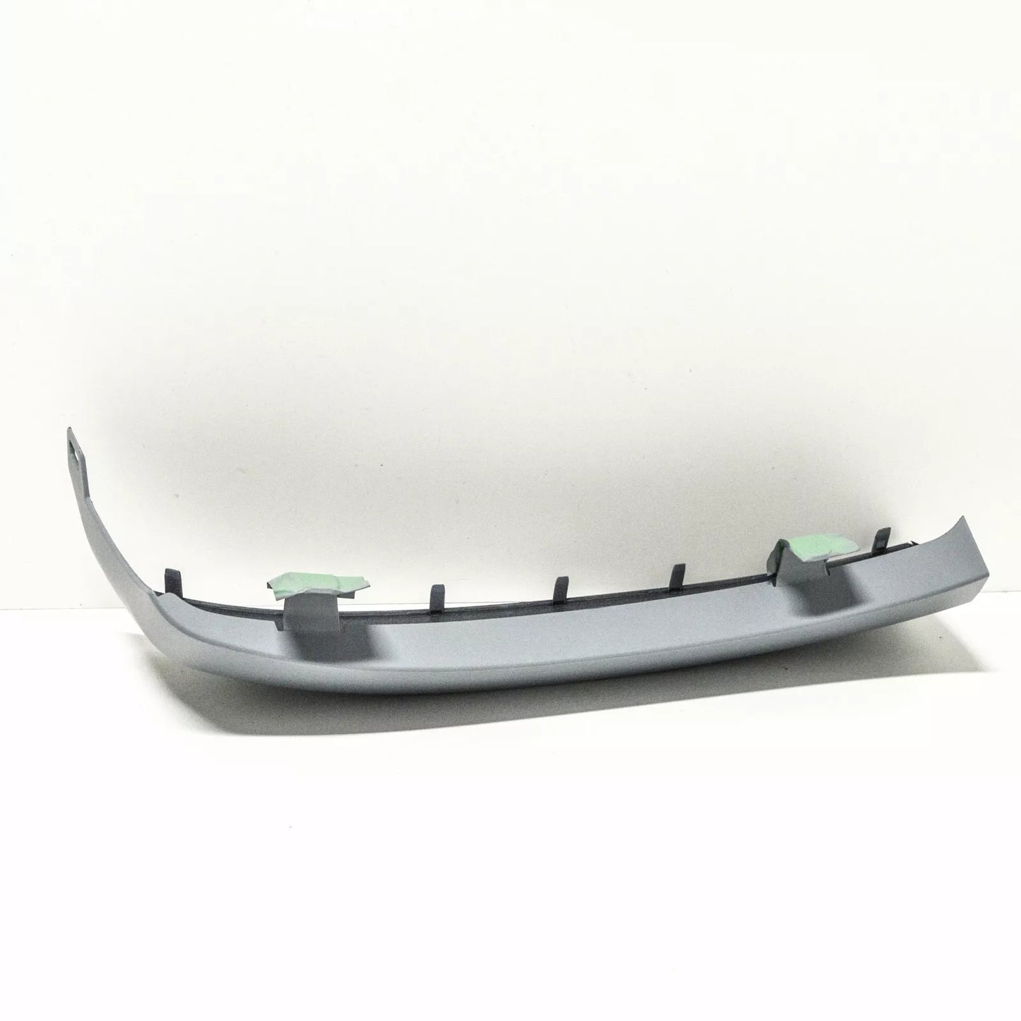 NEW VOLKSWAGEN AMAROK FRONT RIGHT WHEEL COVER PRIMED 2HH853728GRU