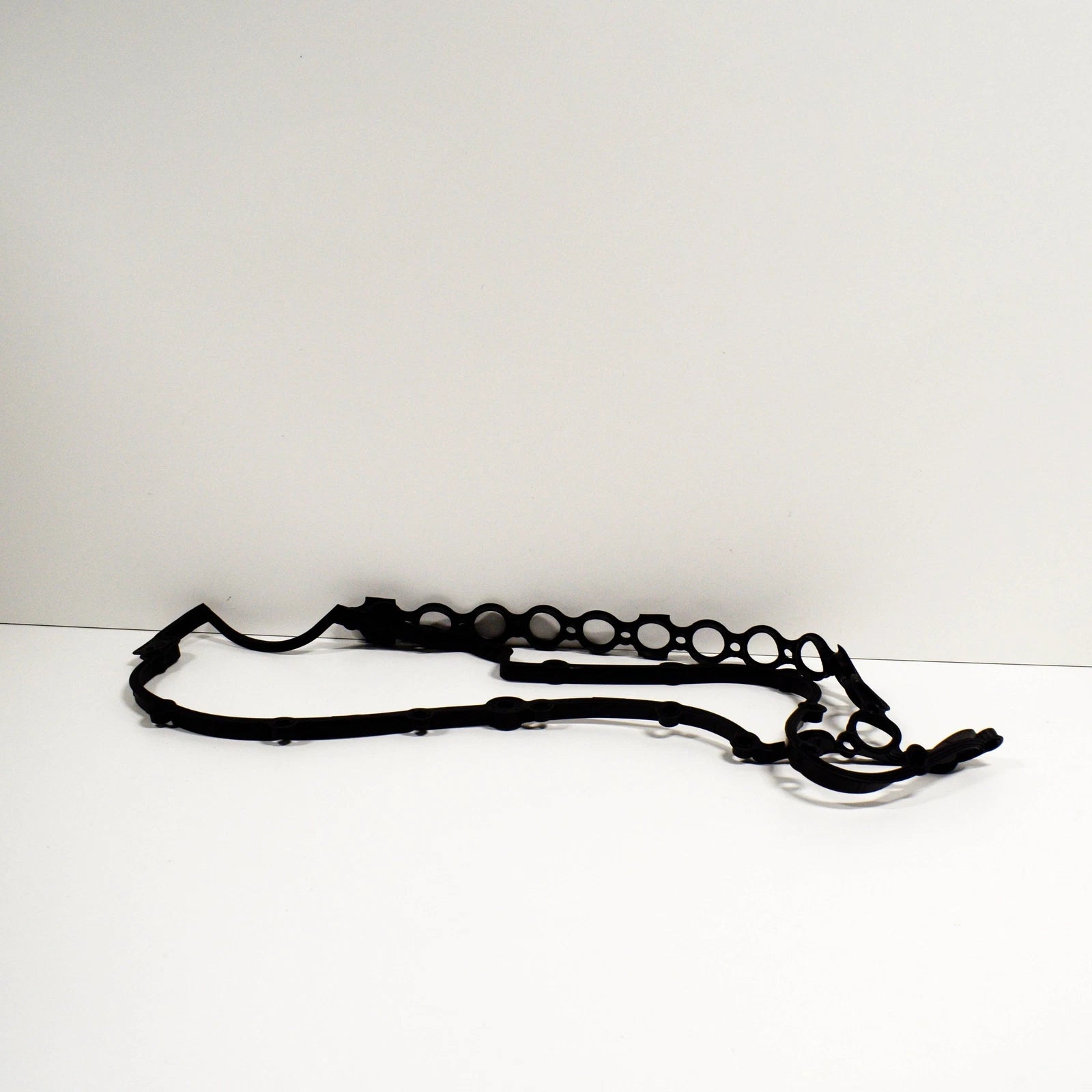 NEW BMW 3 E46 CYLINDER HEAD COVER GASKET 11127796378 ORIGINAL