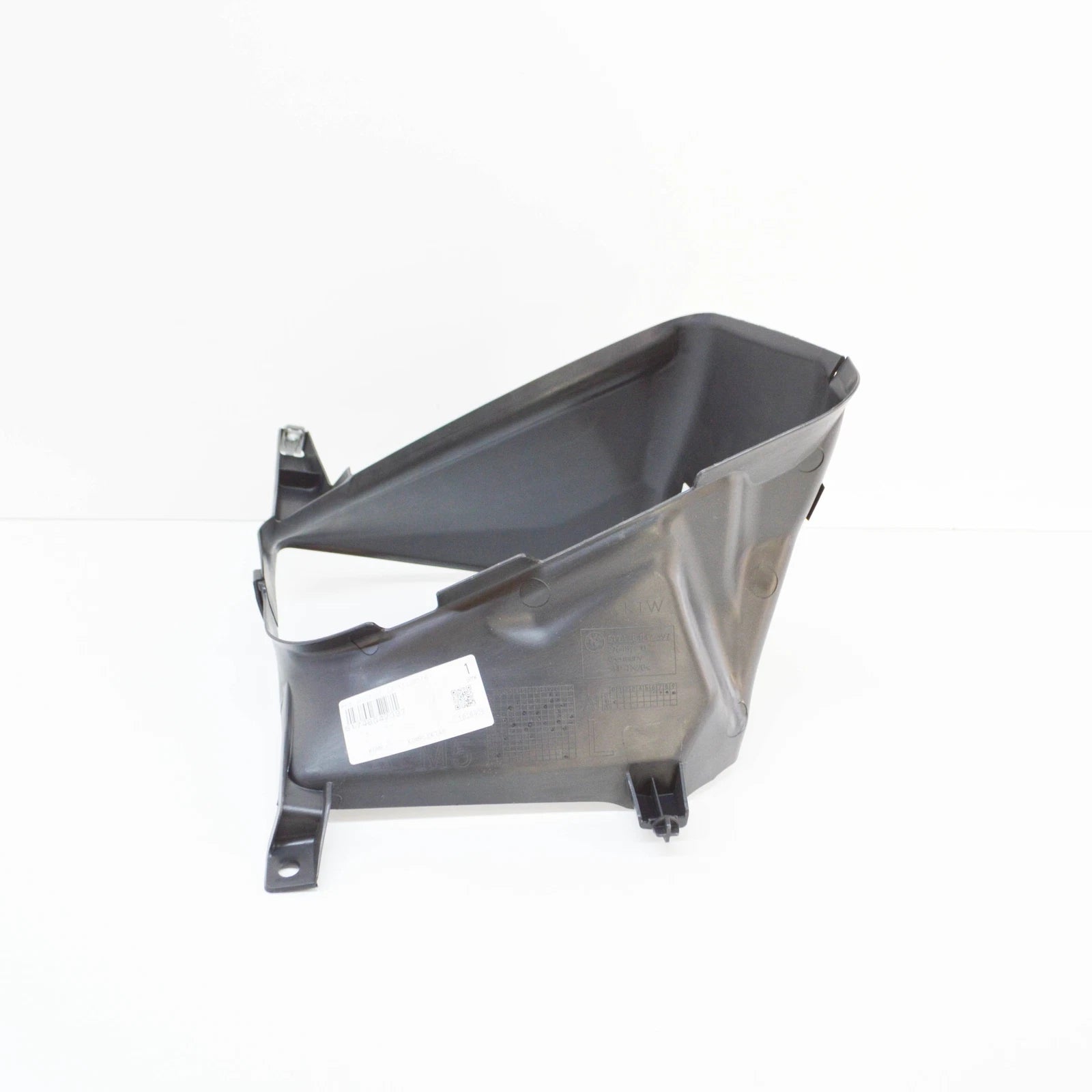 NEW BMW 5 F10 4.4I 412KW LEFT SIDE AIR DUCT 51748047397 2012 ORIGINAL