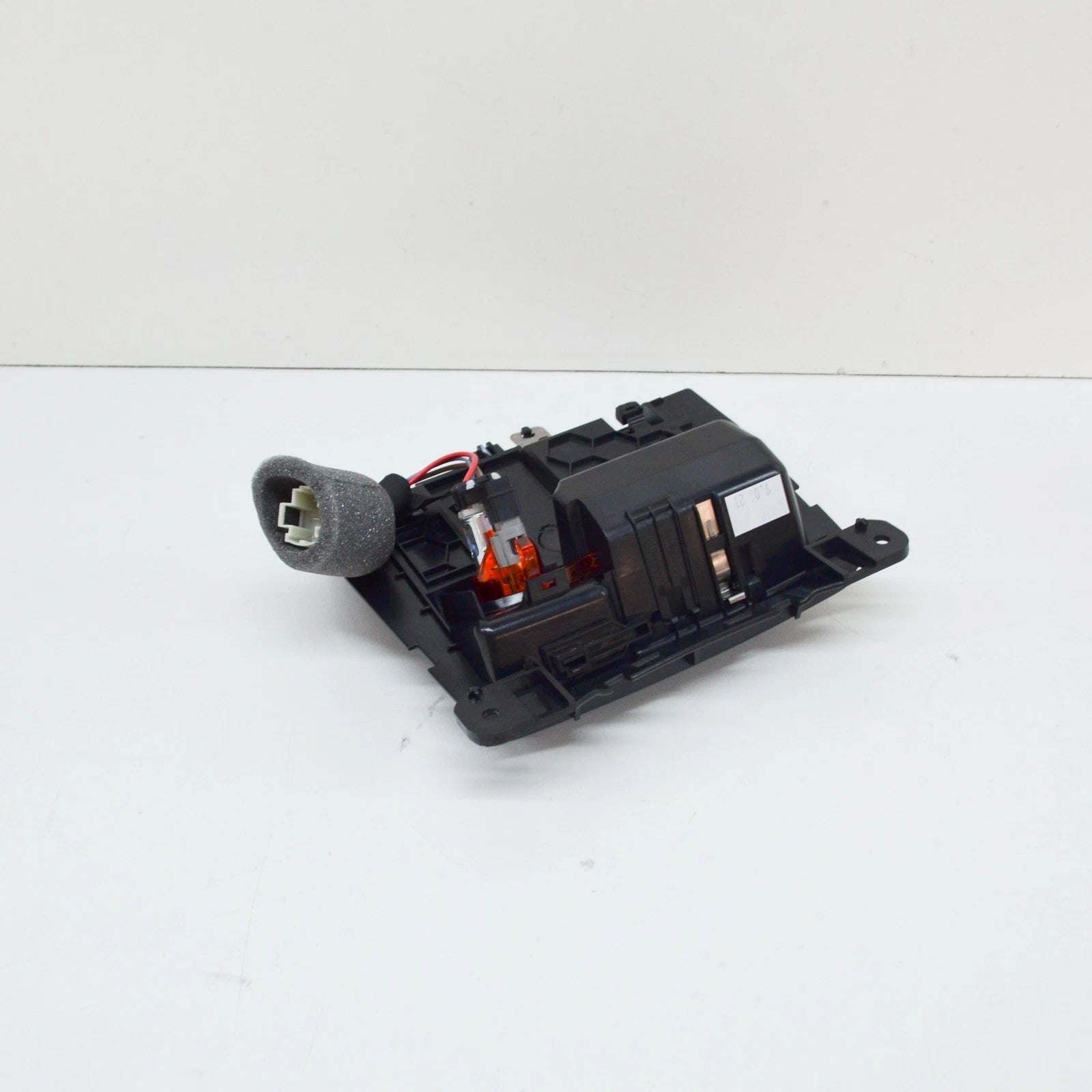 NEW AUDI A4 B8 FRONT CONSOLE ASHTRAY 8K0857951CV10 8K0857951C V10