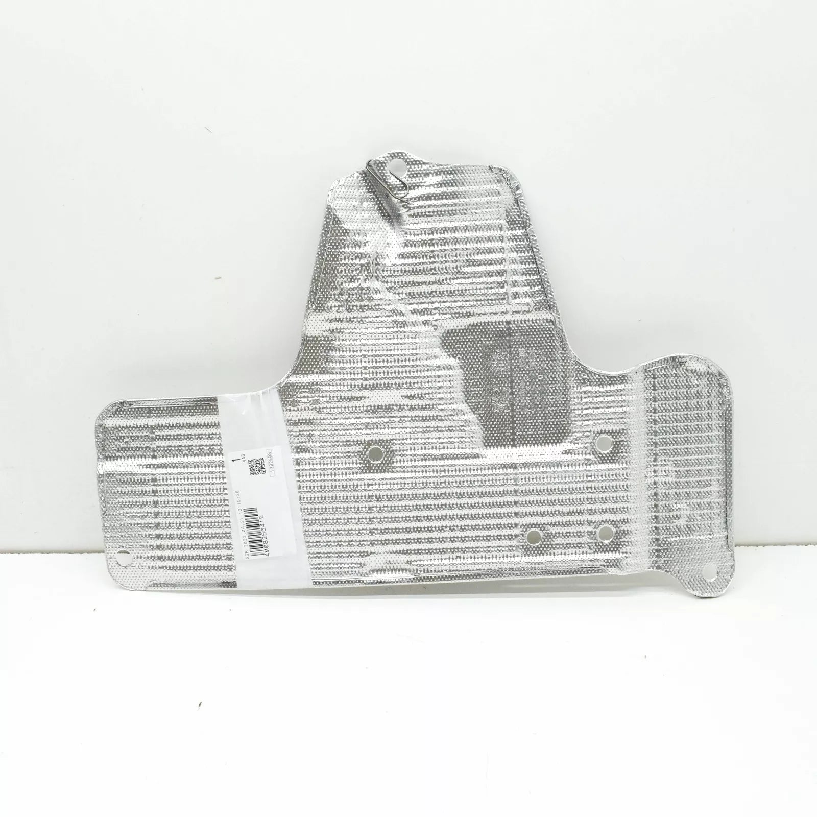 NEW AUDI Q7 4M LEFT SIDE MEMBER HEAT SHIELD 4M0825641E