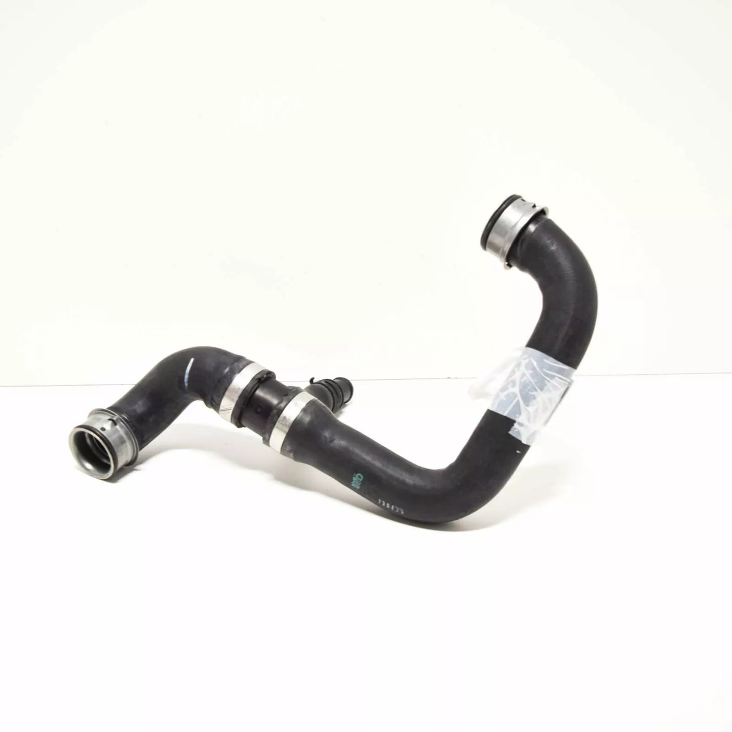 NEW MERCEDES BENZ C W204 AMG RIGHT RADIATOR COOLANT HOSE A2045000475