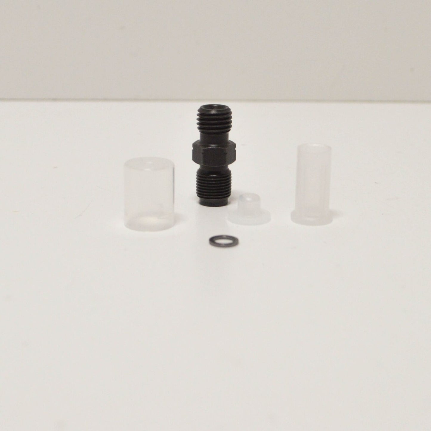 NEW MERCEDES BENZ M W163 NOZZLE SPRAY A0000700188 ORIGINAL