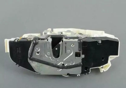 NEW MERCEDES-BENZ S W221 FRONT LEFT DOOR LOCK LHD A2217207135 ORIGINAL