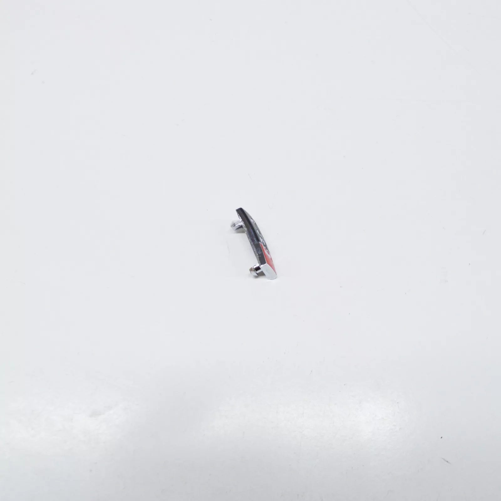 NEW AUDI R8 42 STEERING WHEEL BADGE LOGO 420419685A ORIGINAL