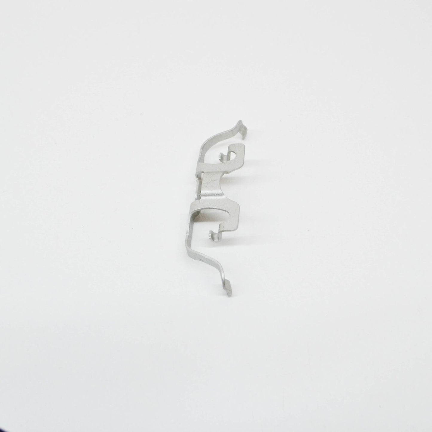 NEW MERCEDES-BENZ C W205 REAR BRAKE PAD SPRING CLIP A0009937807 ORIGINAL