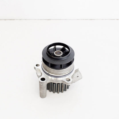 NEW VOLKSWAGEN JETTA MK6 WATER PUMP  03L121011P 1.6 DIESEL