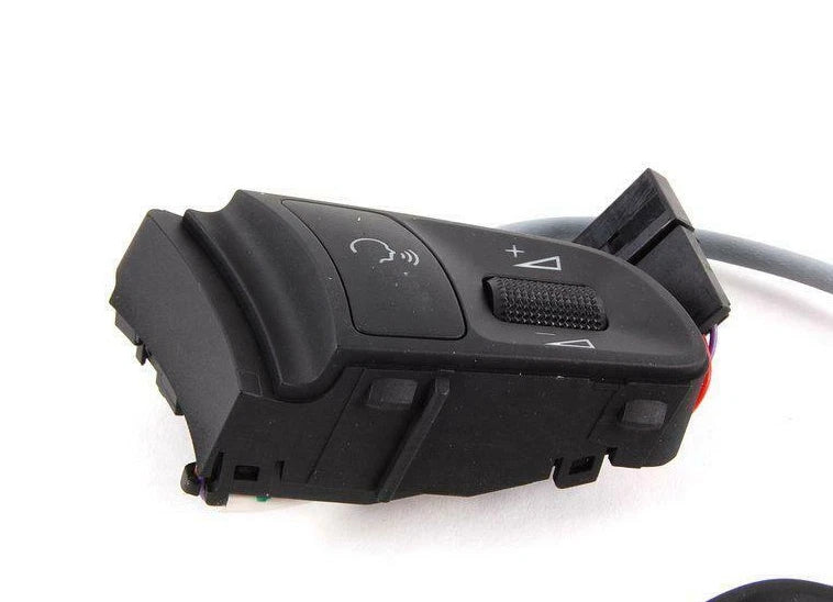 NEW AUDI A3 8P STEERING WHEEL MULTIFUNCTION BUTTONS 8J09515275PR ORIGINAL