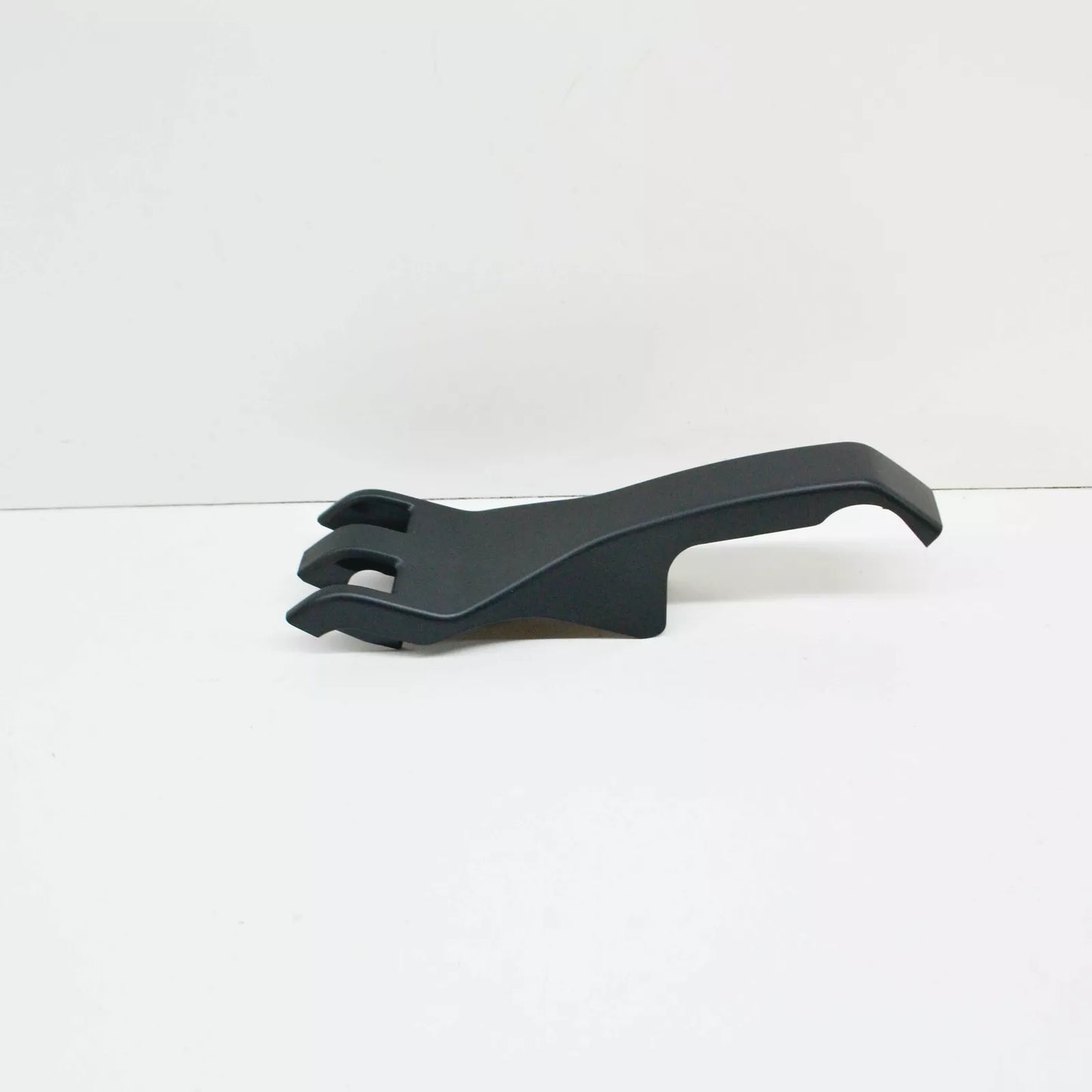 NEW VOLKSWAGEN BEETLE A5 REAR CENTER SEAT COVER TRIM 1K8885879A82V