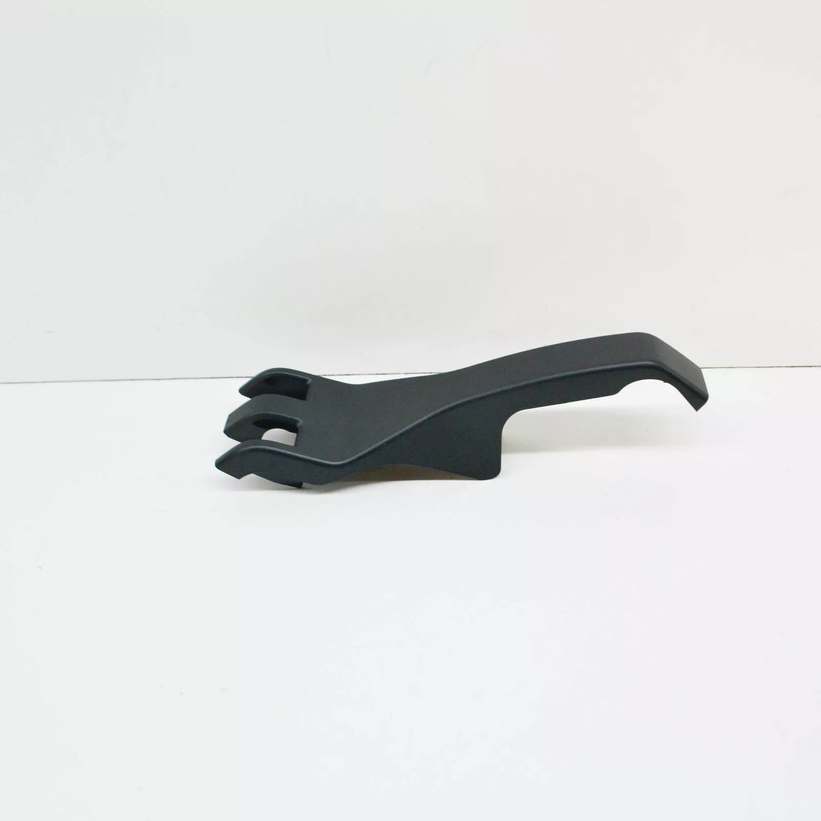 NEW VOLKSWAGEN BEETLE A5 REAR CENTER SEAT COVER TRIM 1K8885879A82V