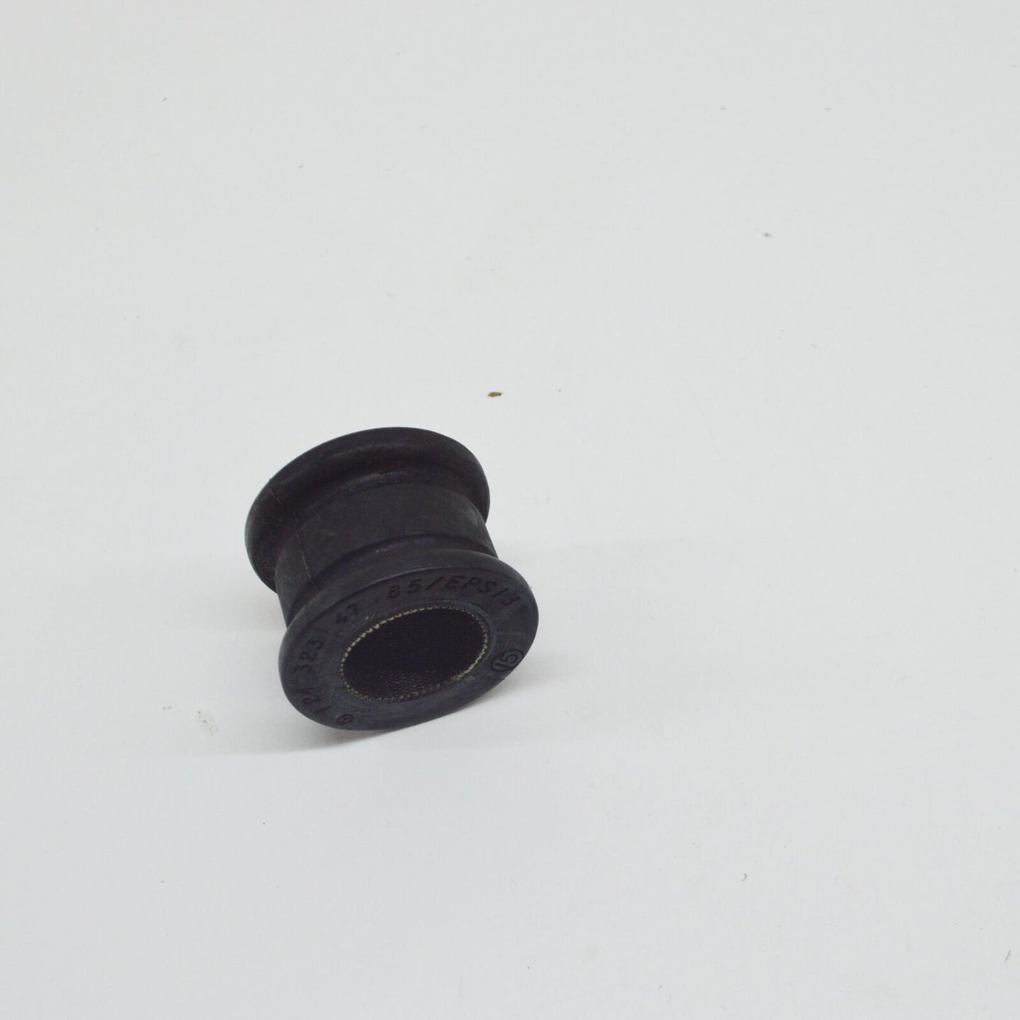 NEW MERCEDES-BENZ E W124 SWAY BAR INNER STABILIZER BUSHING A1243234785 ORIGINAL