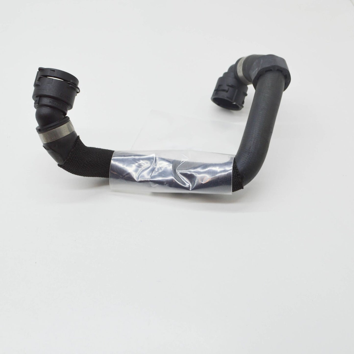 NEW MERCEDES-BENZ C C205 RIGHT SWITCHOVER VALVE COOLANT HOSE A2055010702