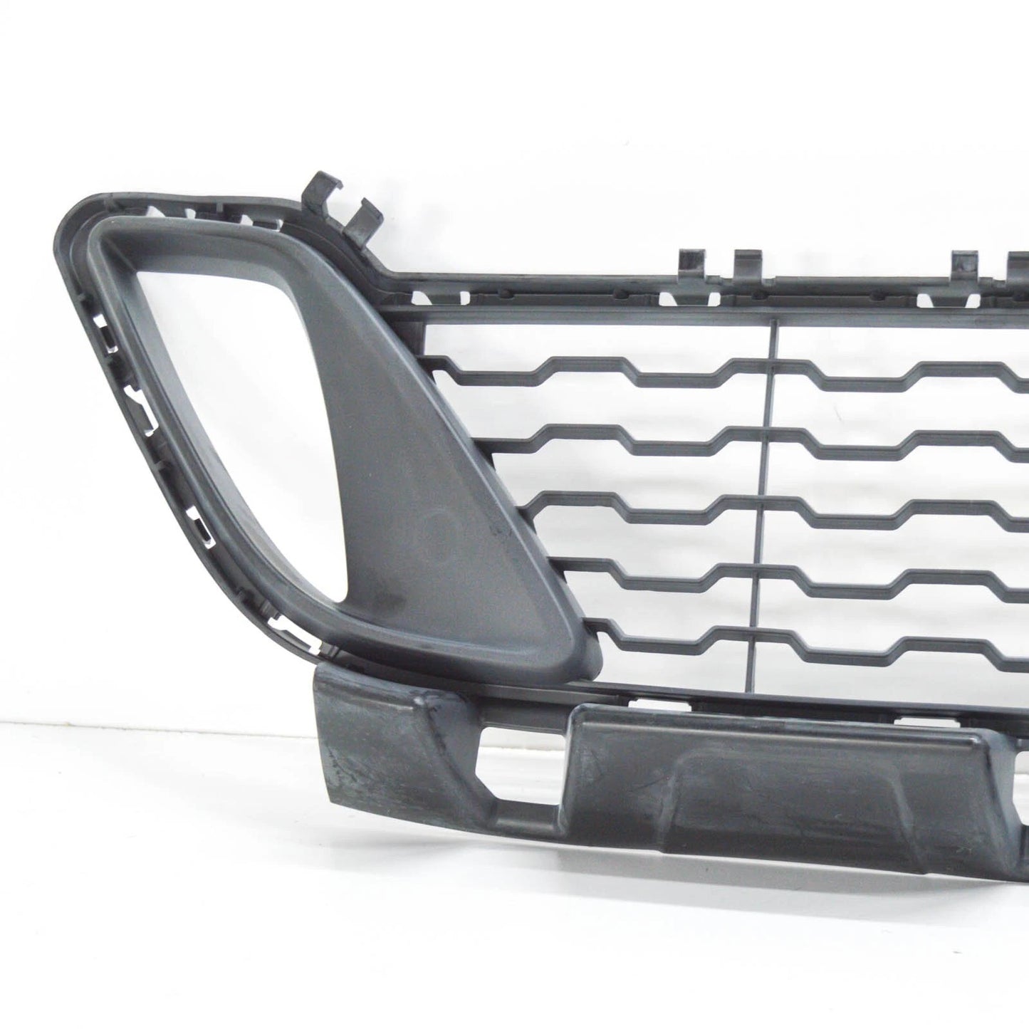 NEW BMW 2 F45 FRONT M SPORT BUMPER CENTER GRILLE 51118057891 8057891 ORIGINAL