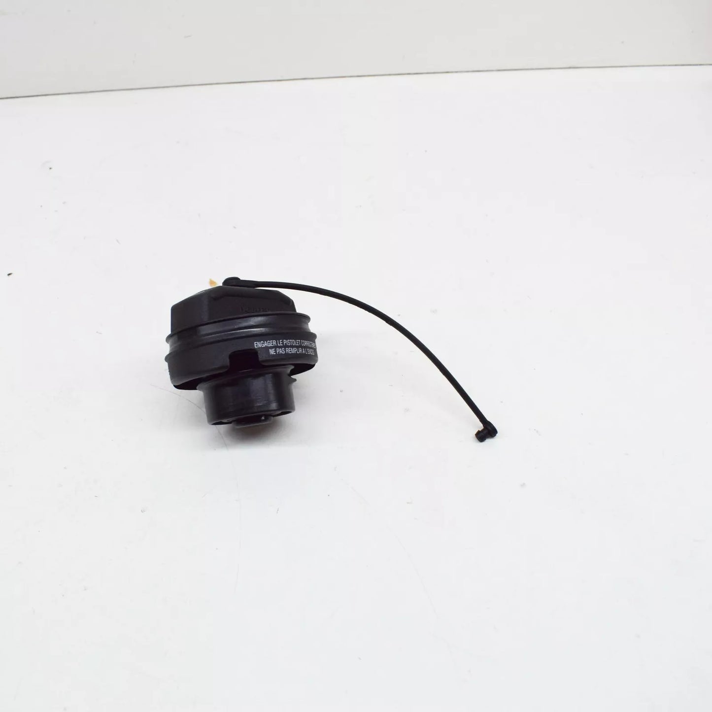 NEW AUDI R8 42 FUEL TANK CAP 420201550D