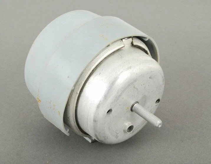 NEW AUDI A4 B7 RIGHT SIDE ENGINE HYDRO-MOUNTING 8E0199382AH ORIGINAL