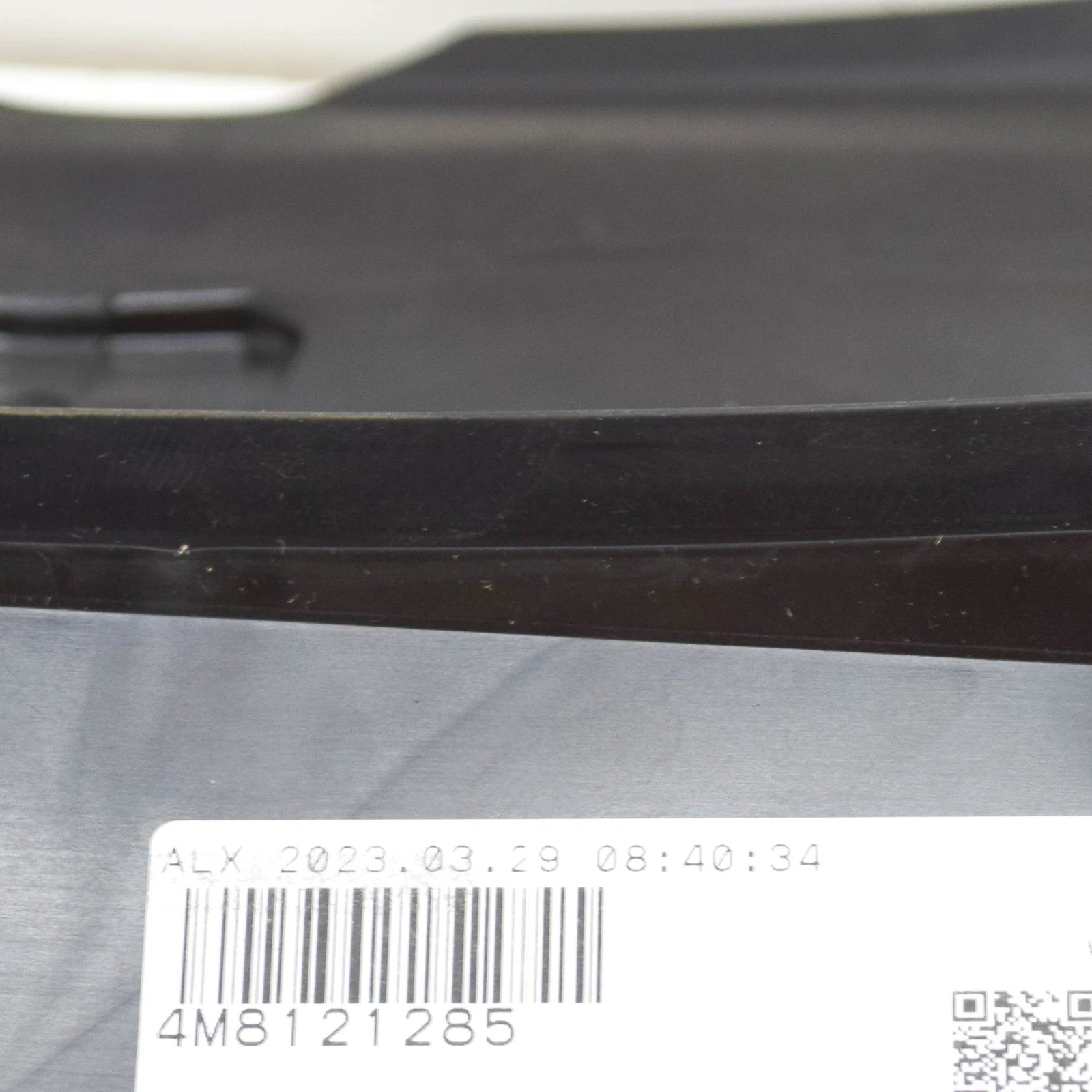 NEW AUDI Q8 4MN RADIATOR UPPER AIR GUIDE 4M8121285 ORIGINAL