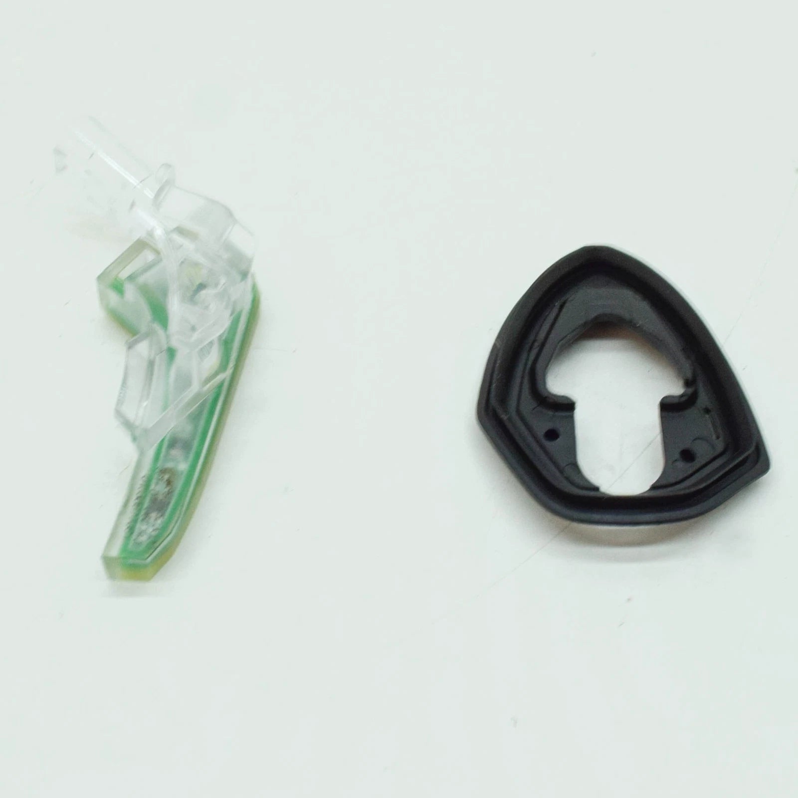 NEW BMW X5 G05 FRONT LEFT DOOR EXTERIOR HANDLE 51215A65DC7 ORIGINAL