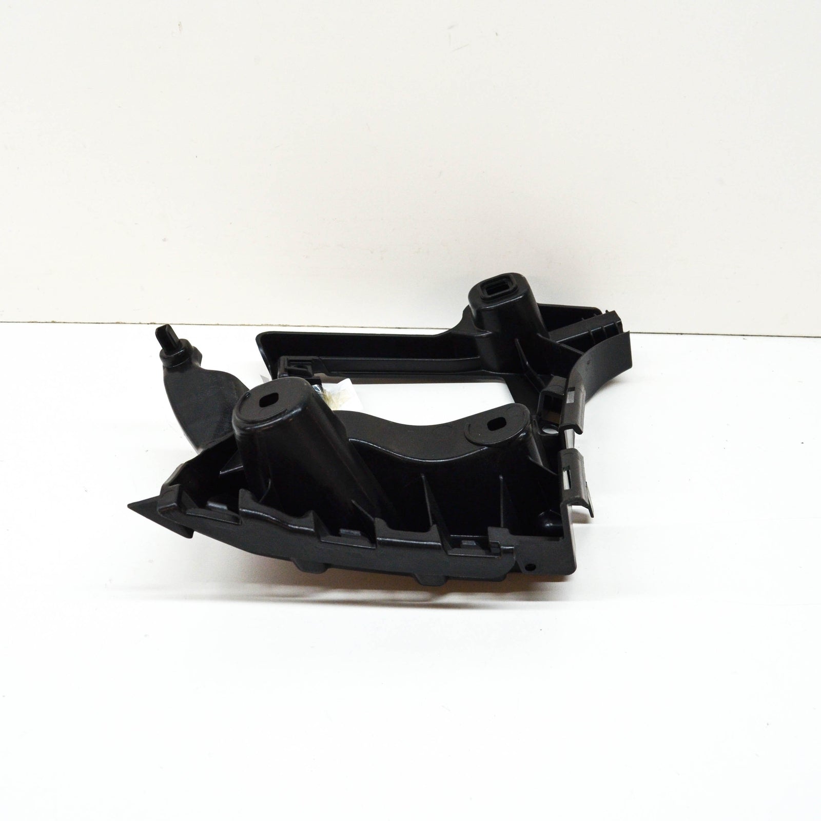 NEW AUDI A6 C7 REAR LEFT BUMPER BRACKET 4G9807393D ORIGINAL