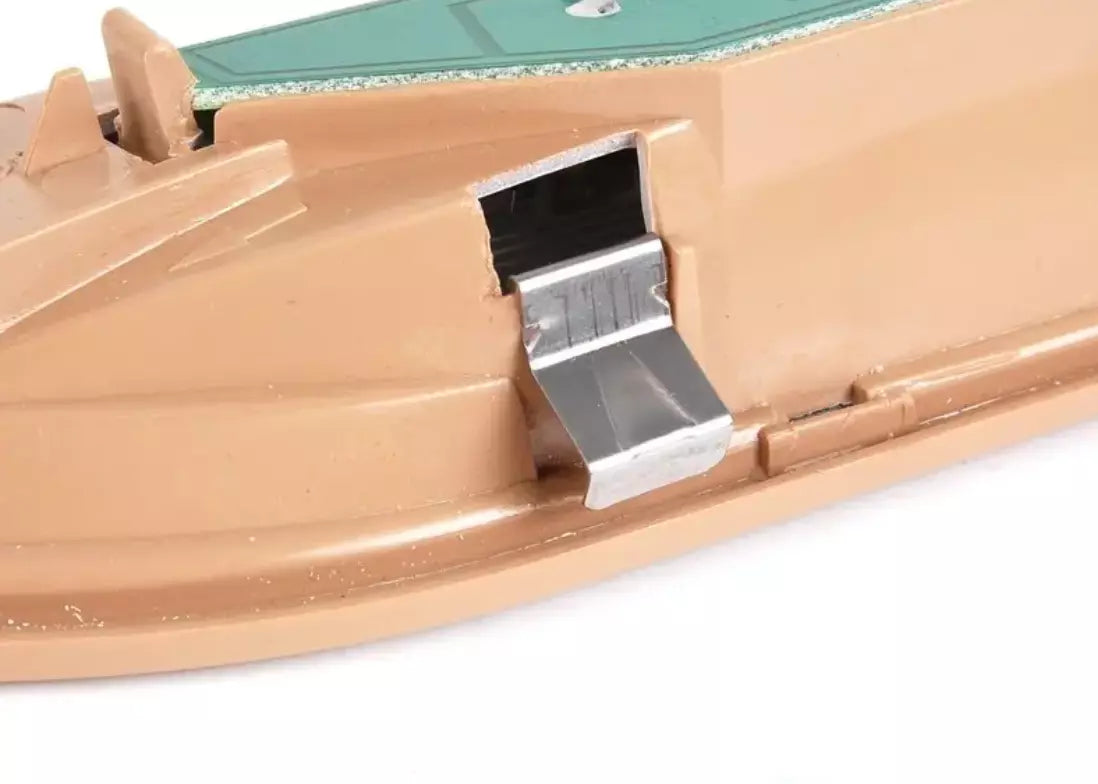 NEW BMW 5 E39 REAR LEFT INTERIOR LIGHT 8363605 63318363605 ORIGINAL