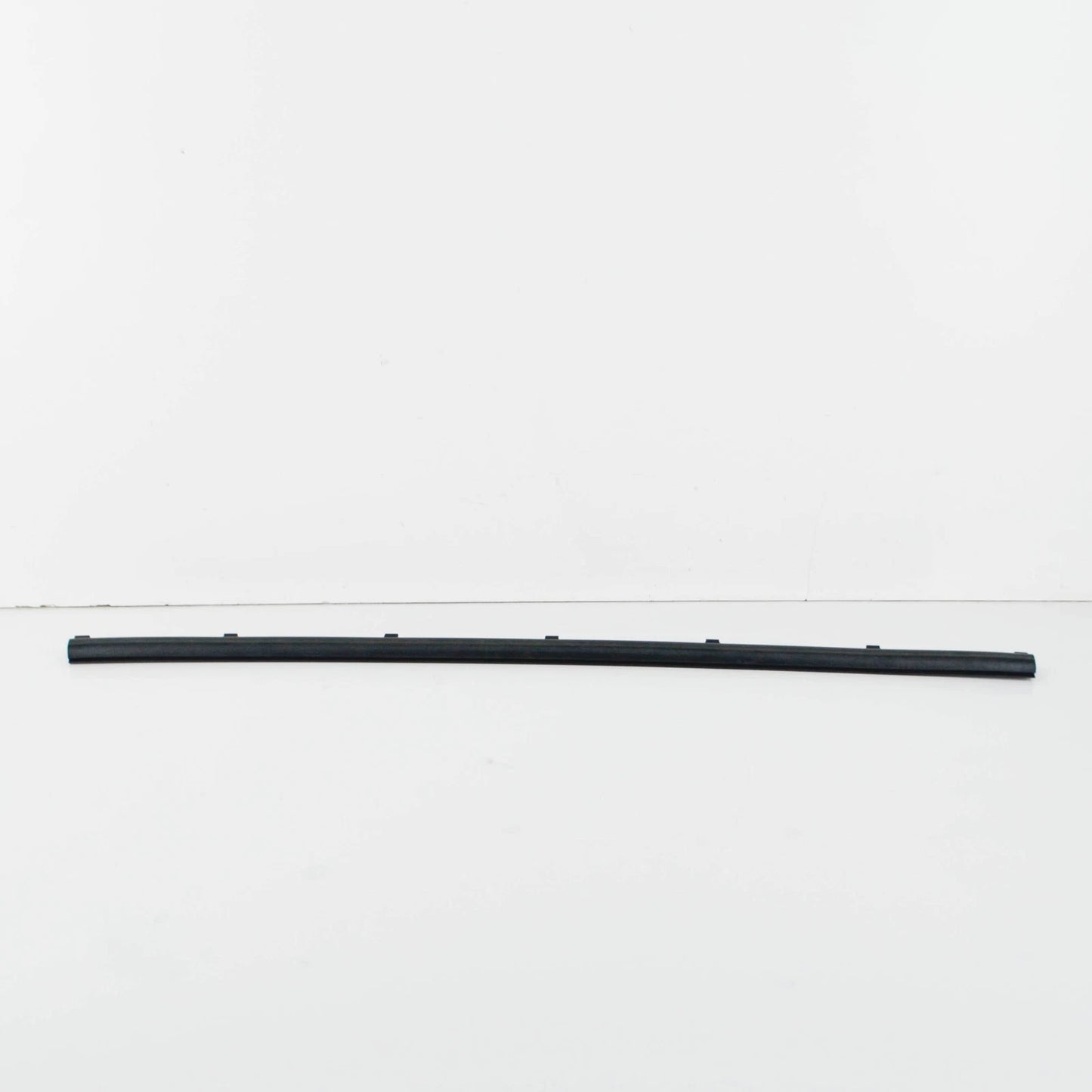 NEW MERCEDES-BENZ VITO W447 FRONT DOOR LOWER SEAL A6397210280 ORIGINAL