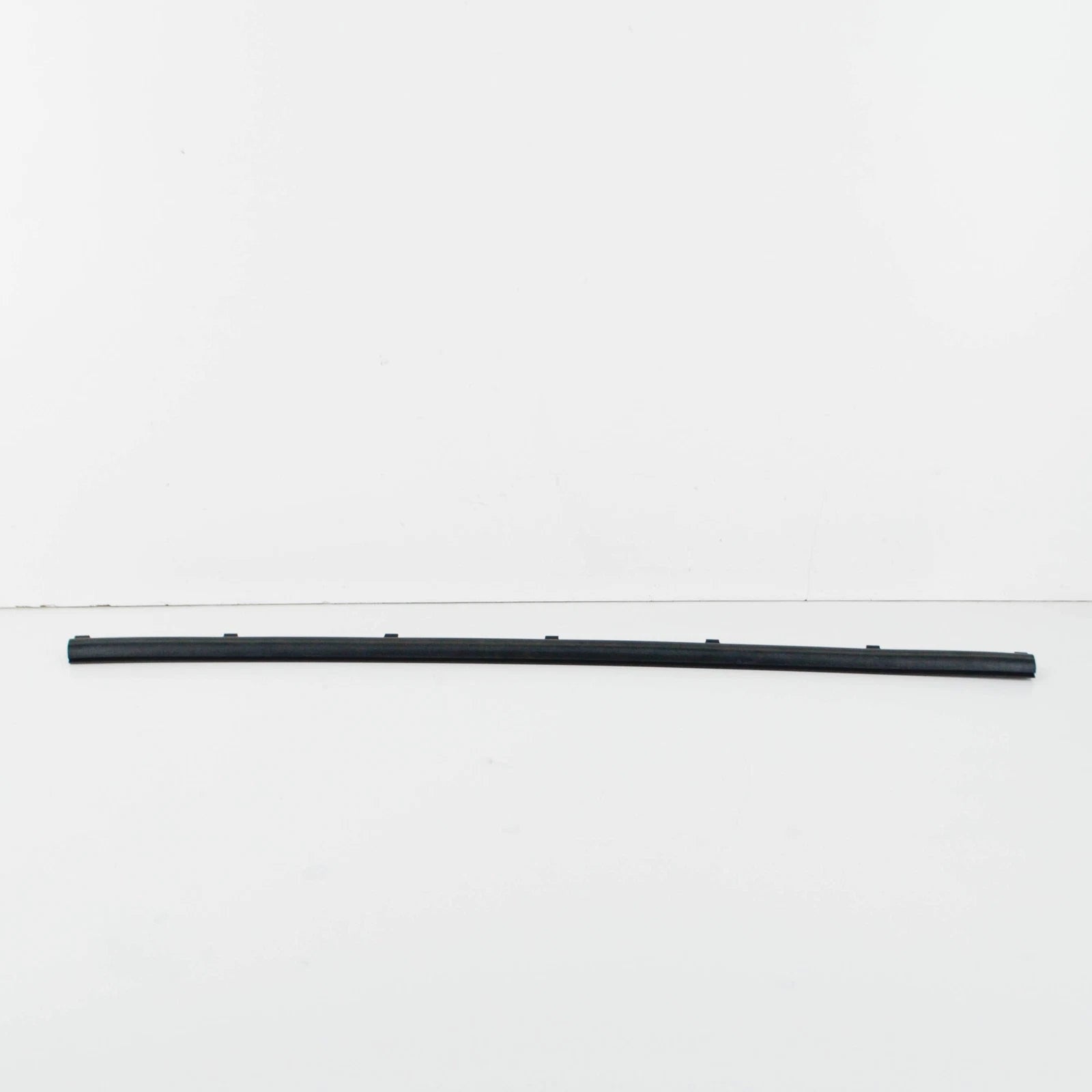 NEW MERCEDES-BENZ VITO W447 FRONT DOOR LOWER SEAL A6397210280 ORIGINAL