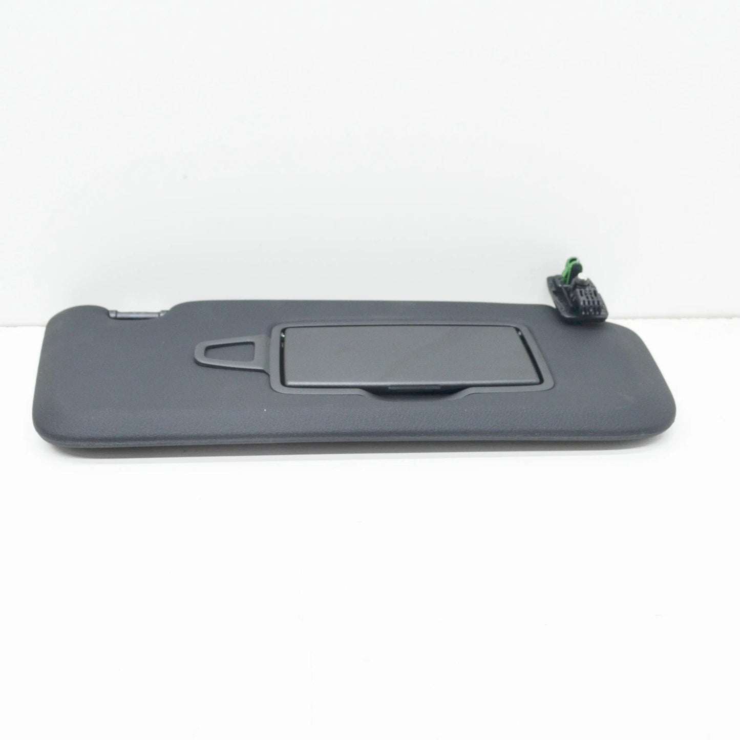 NEW MERCEDES-BENZ C W205 RIGHT SIDE SUN VISOR A20581084049H56