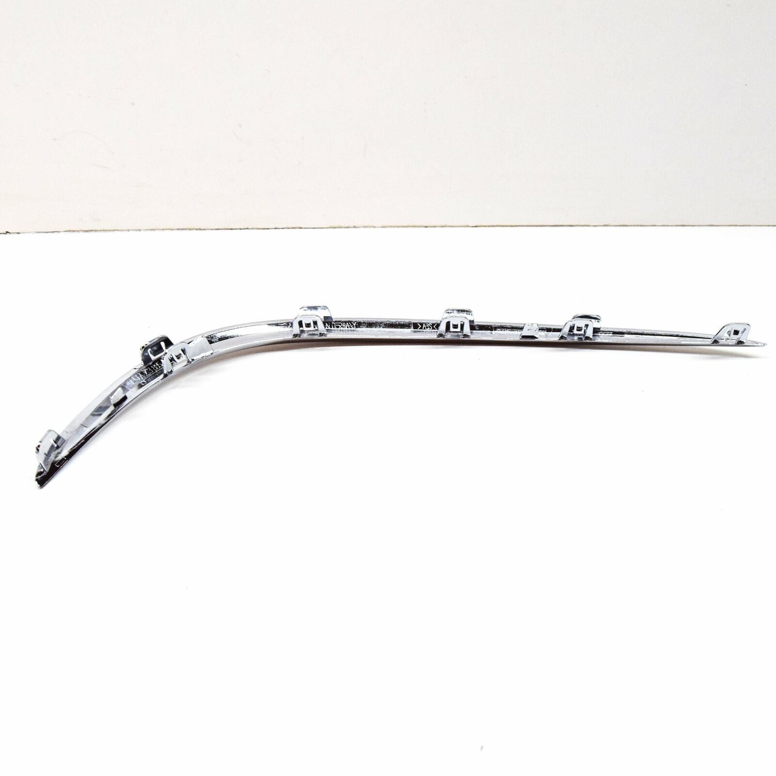 NEW MERCEDES-BENZ E W213 FRONT LEFT BUMPER GRILLE MOLDING A2138850174 ORIGINAL