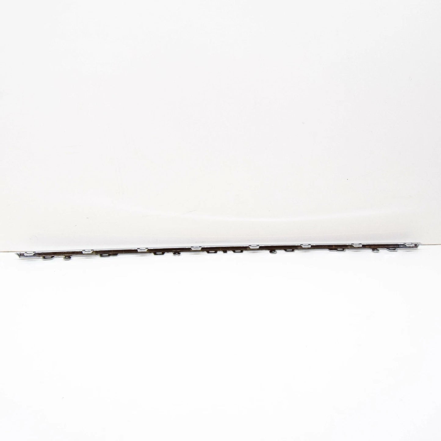 NEW VW PASSAT B7 R-LINE FRONT LOWER CENTRE GRILLE TRIM 3AA8537652ZZ