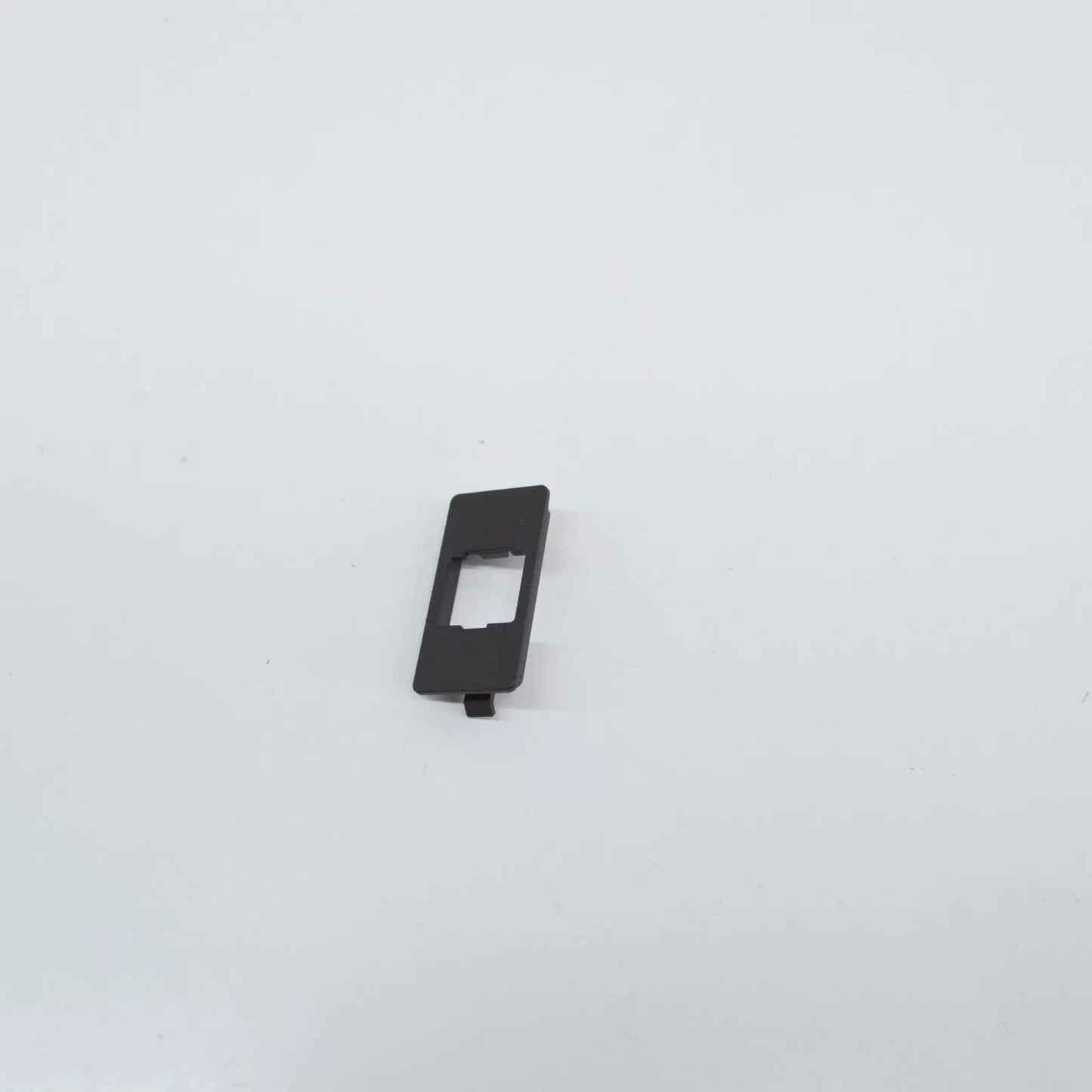 NEW BMW 5 E60 CENTER ARMREST USB SOCKET MOUNT 51169166233 9166233 ORIGINAL