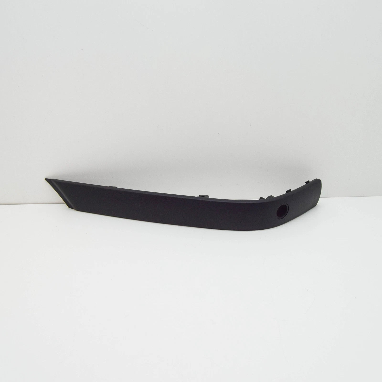 NEW BMW 3 COMPACT E36 REAR BUMPER LEFT RUBBER STRIP 51128206373 8206373 ORIGINAL