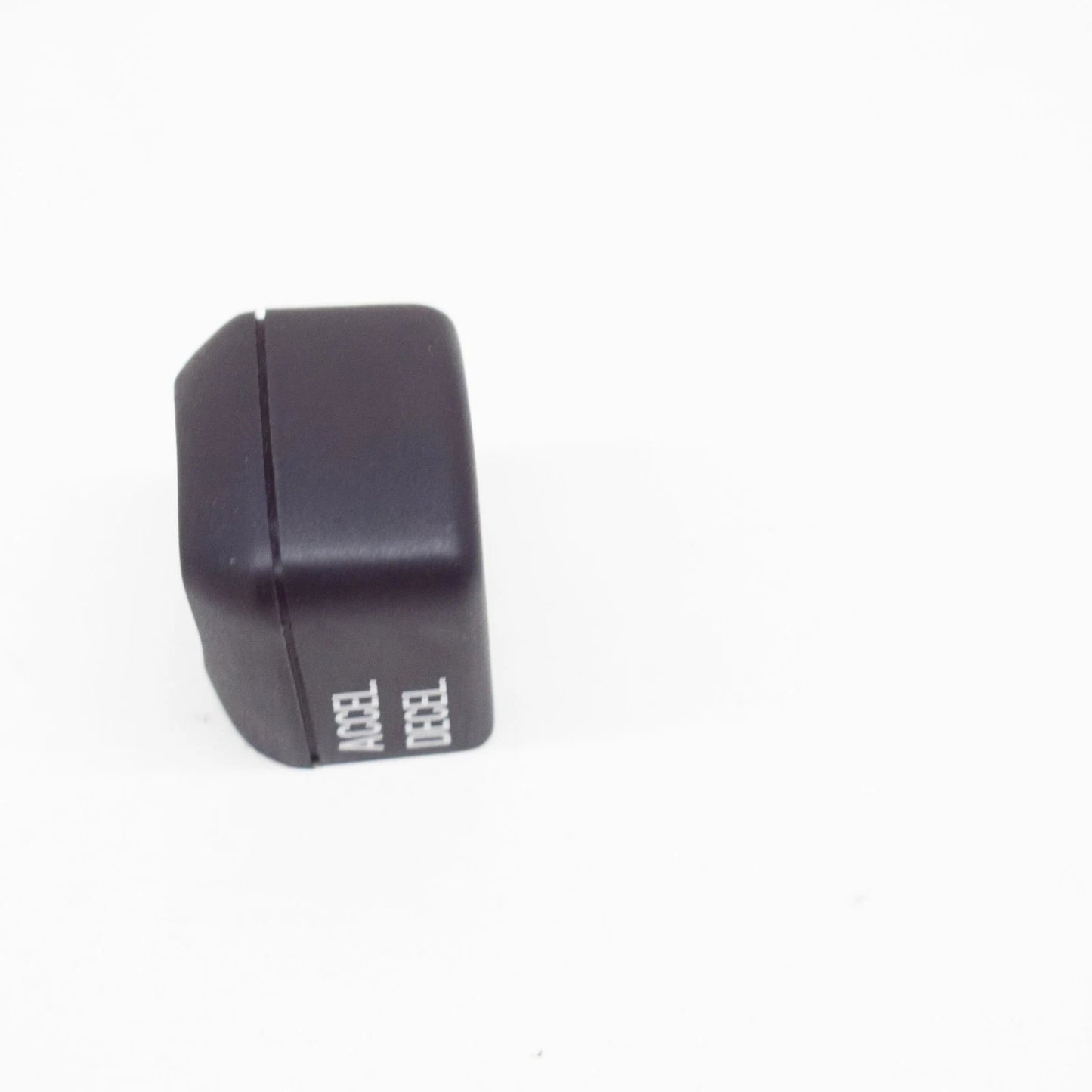 NEW BMW 8 E31 CRUISE CONTROL SWITCH BUTTON 61311390968 ORIGINAL