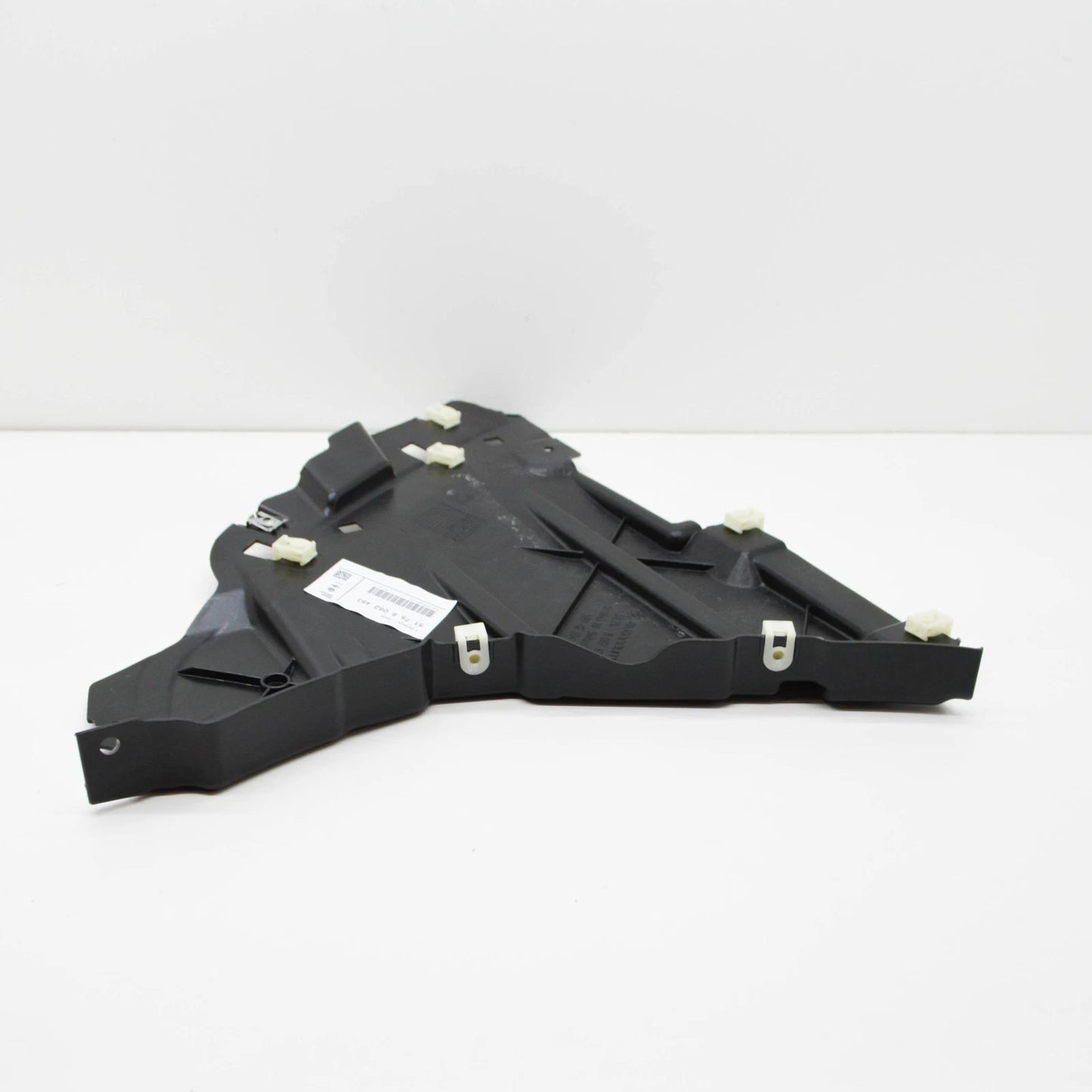 NEW BMW 4 G22 G82 FRONT LEFT LOWER FENDER LINER EXTENSION 51758082493 ORIGINAL