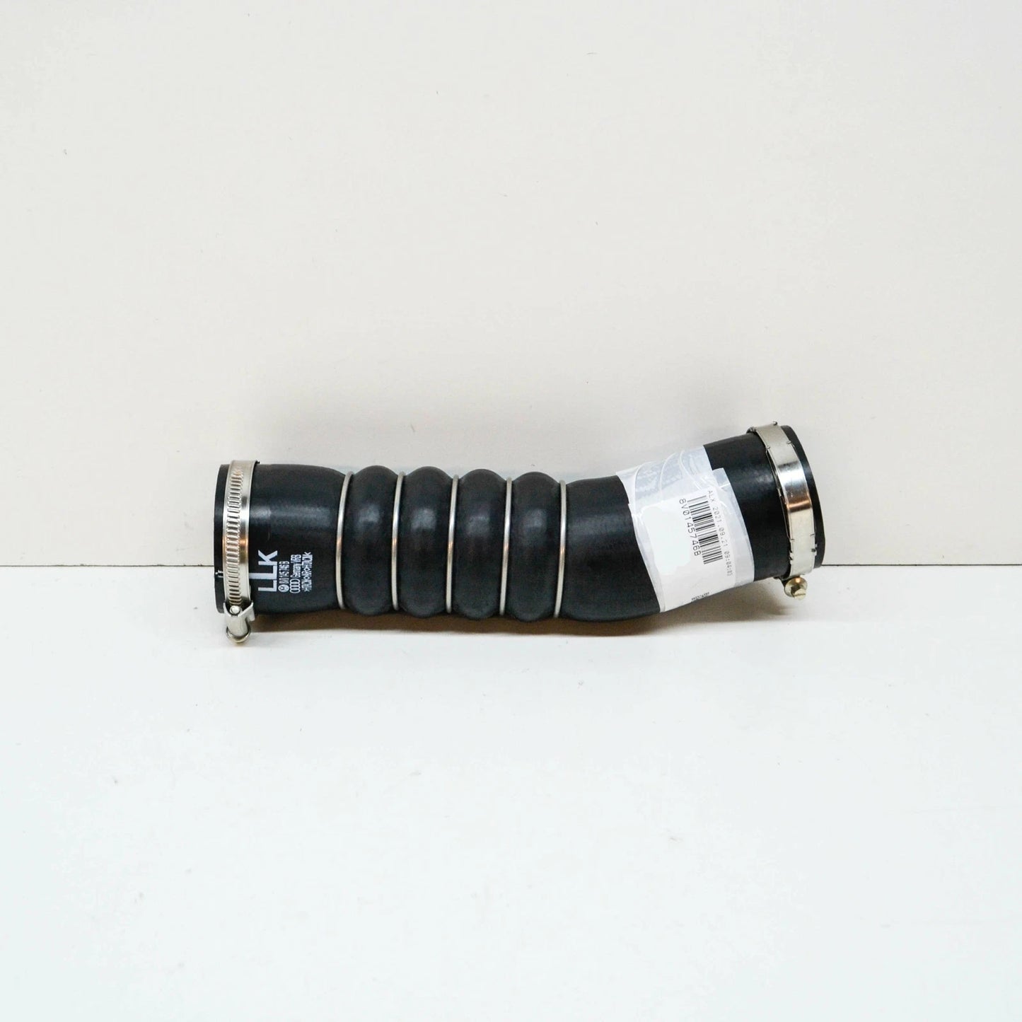 NEW AUDI Q3 SQ3 F3 RIGHT SIDE INTERCOOLER HOSE 8V0145746B ORIGINAL