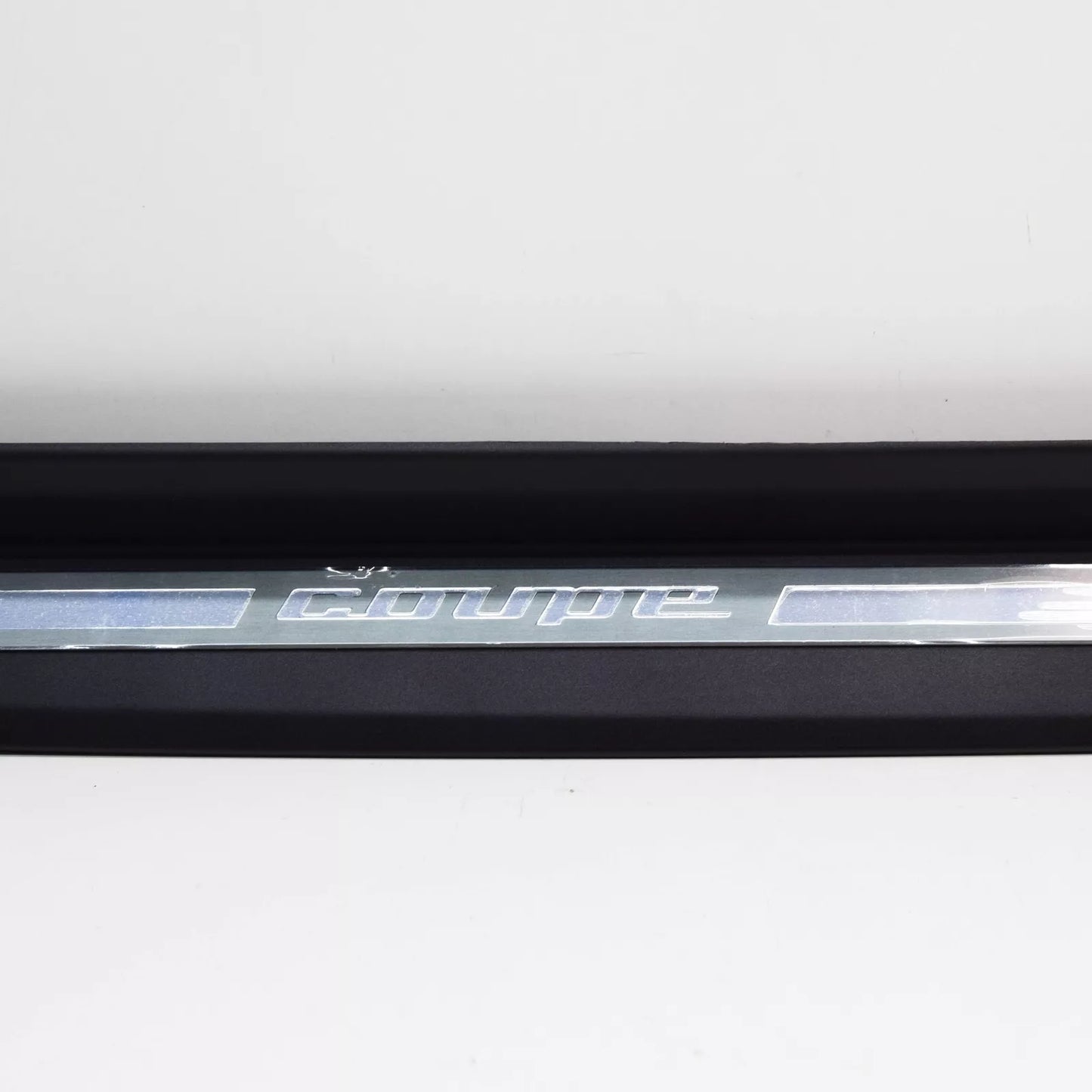 NEW BMW Z3 COUPE E36 LEFT DOOR SILL TRIM 51478410153 8410153 ORIGINAL