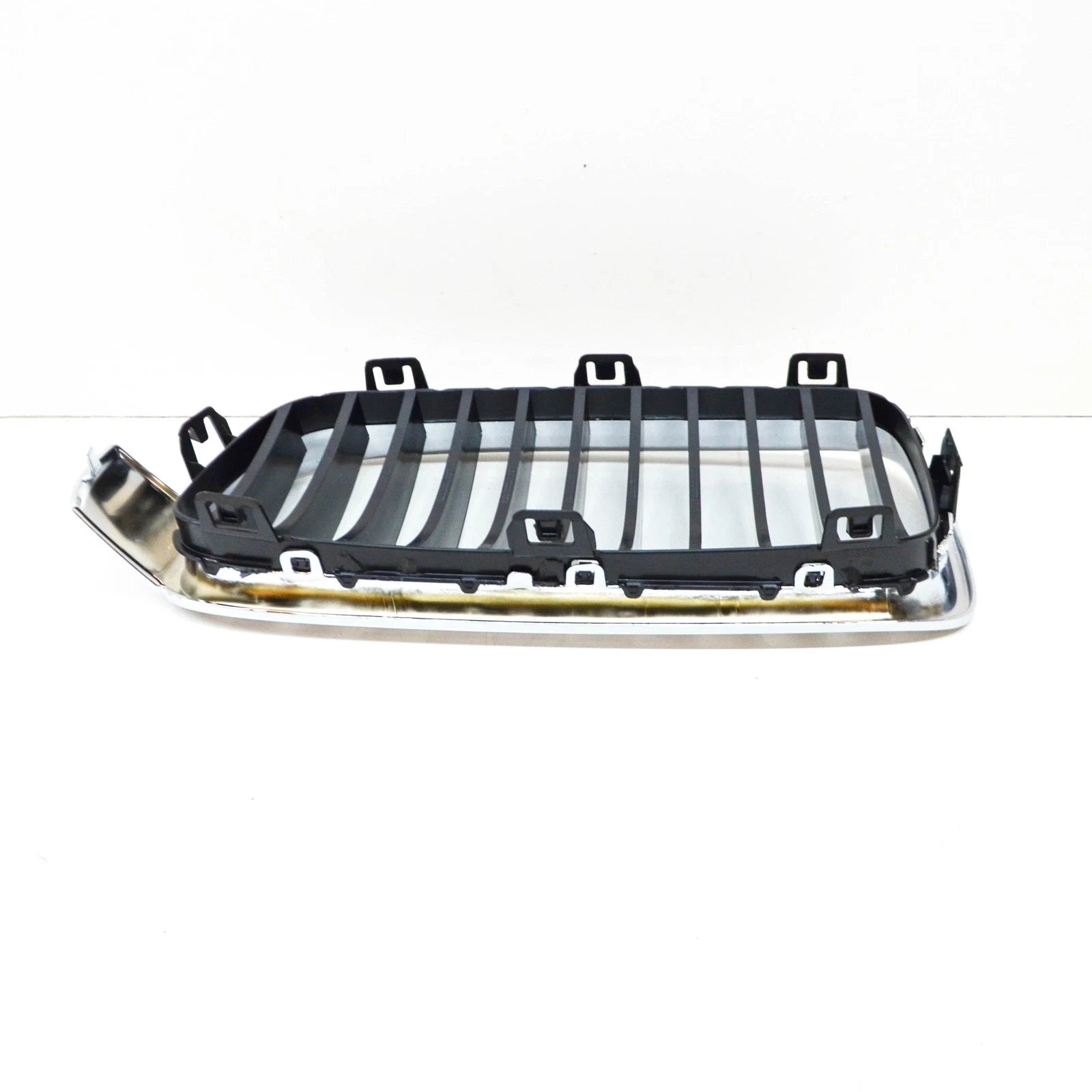 NEW BMW 3 F30 FRONT RADIATOR GRILLE LUXURY 51137263482 7263482 2014 ORIGINAL