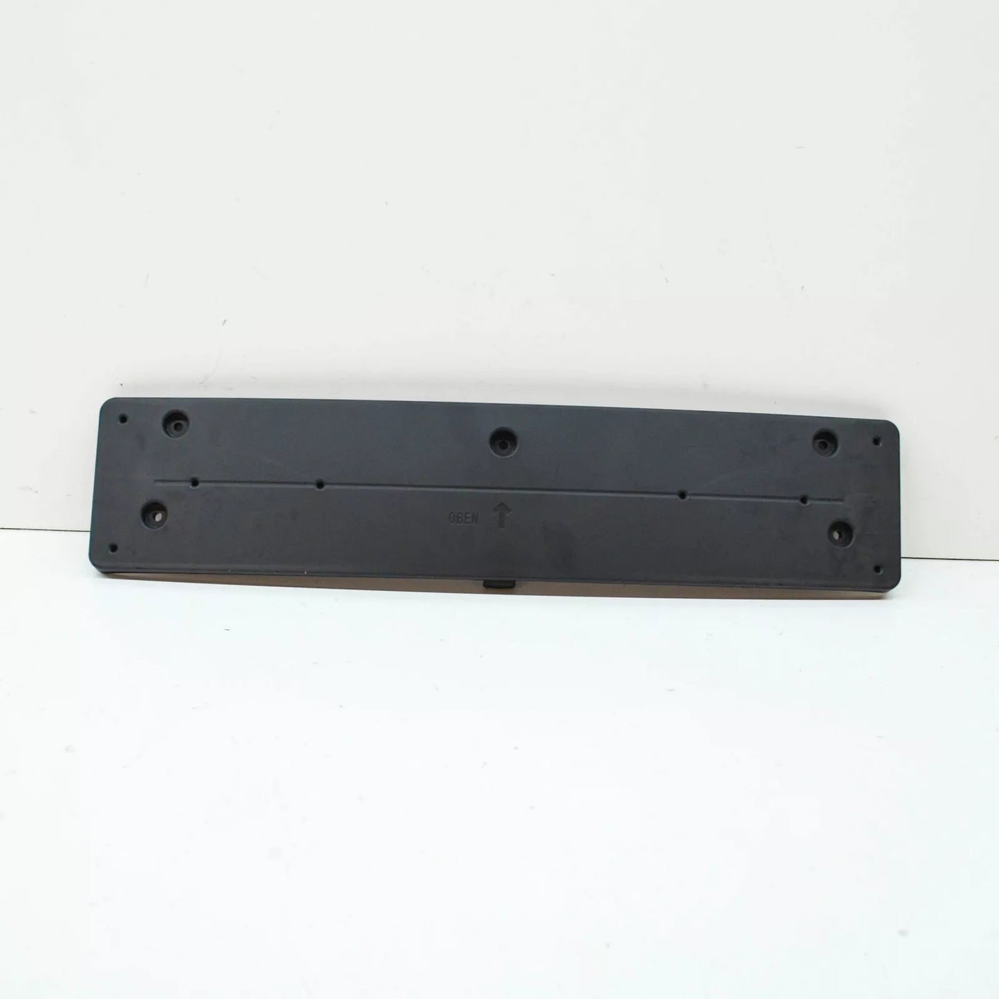 NEW BMW 7 G12 M FRONT BUMPER LICENSE PLATE HOLDER 51138061577 ORIGINAL