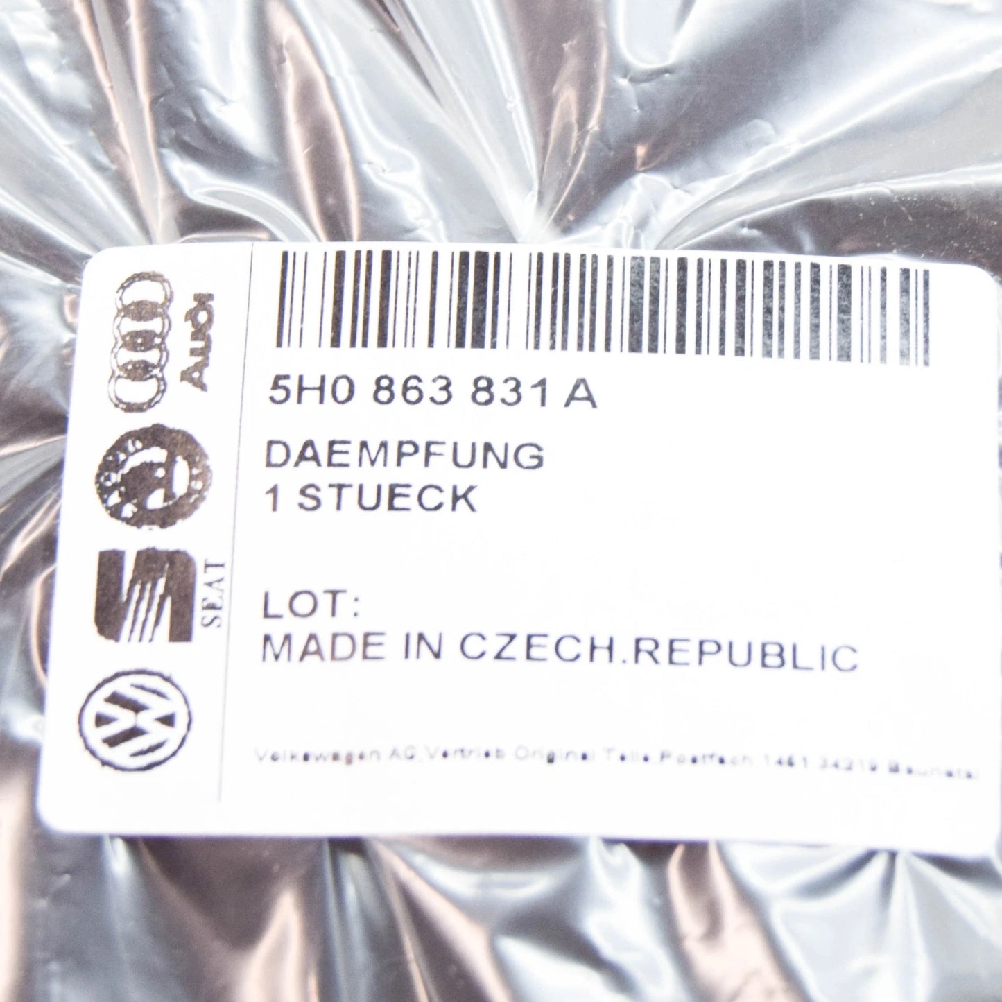 NEW VW GOLF MK8 ENGINE BONNET SOUND ABSORBER 5H0863831A ORIGINAL