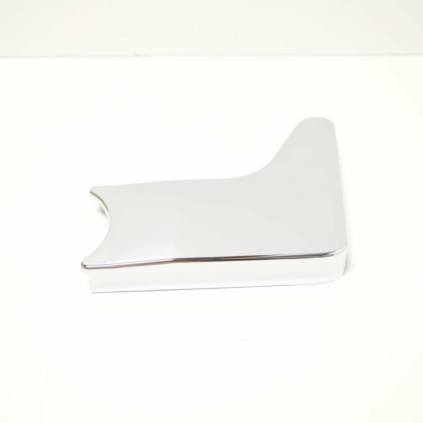 NEW MERCEDES-BENZ SL R107 FRONT RIGHT SEAT LOWER HINGE COVER A1079131428