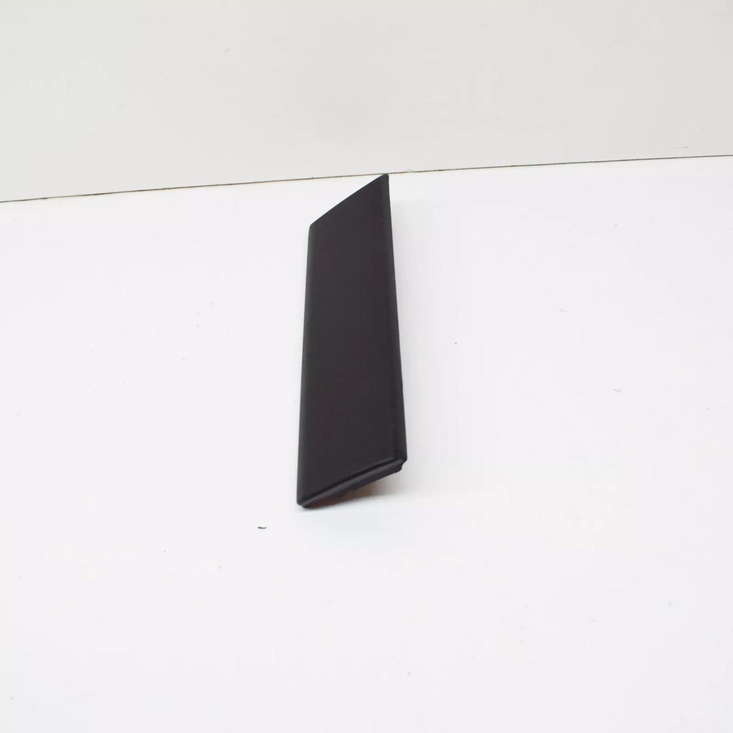 NEW BMW 3 E36 FRONT LEFT FENDER MOLDING 51132250071 2250071 1997 ORIGINAL