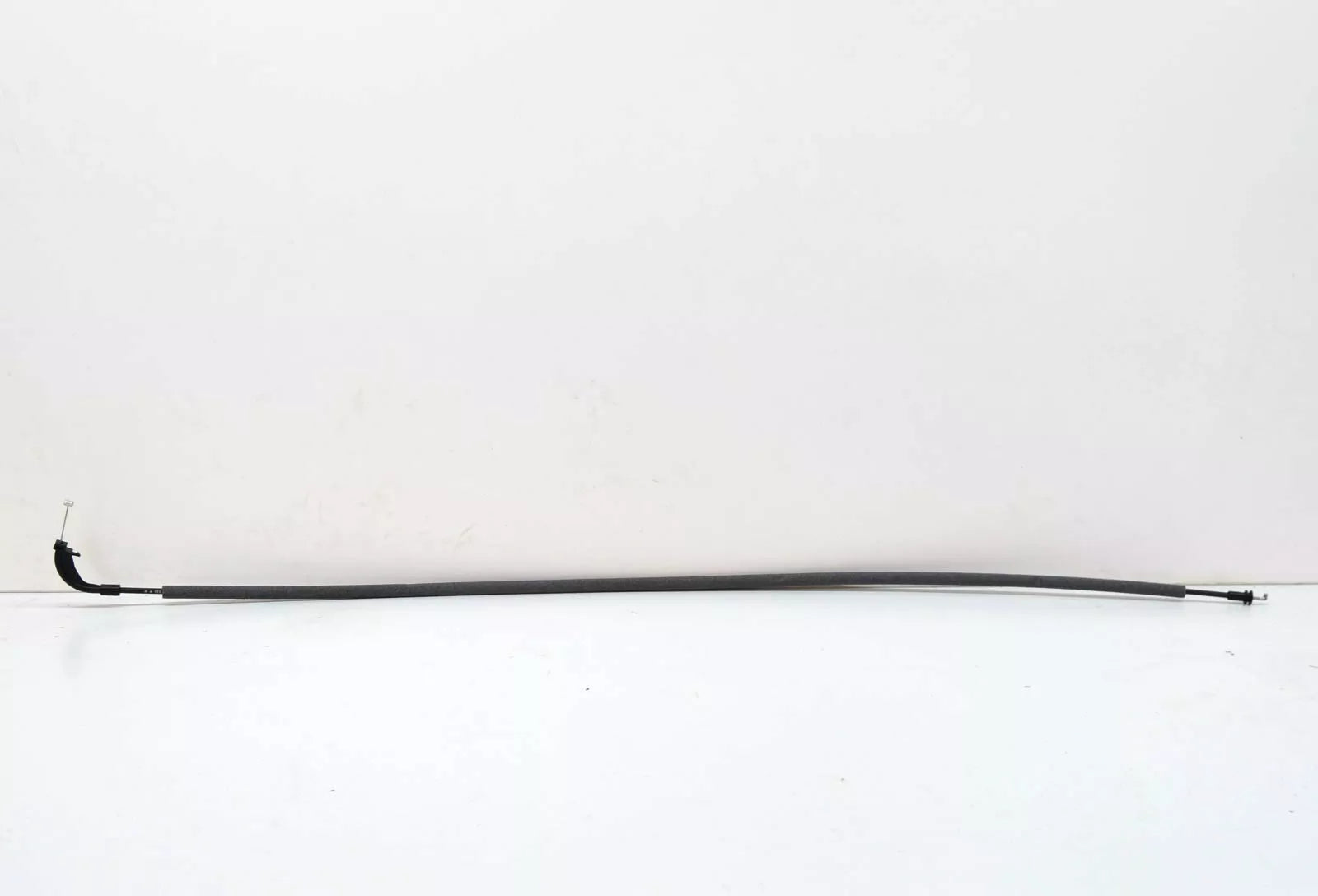 NEW MERCEDES-BENZ VITO W639 REAR DOOR BOWDEN CABLE A6397601704