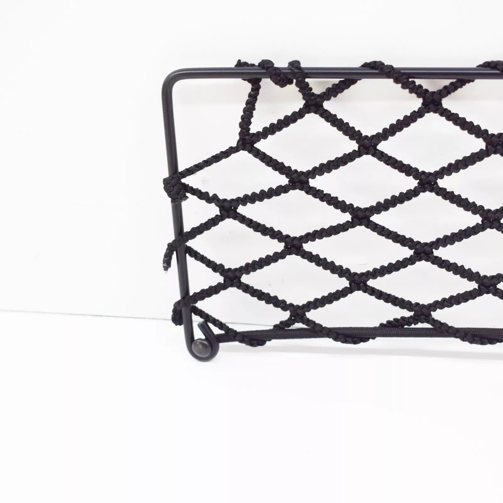 NEW BMW 3 E36 FRONT FLOOR STORAGE PARCEL NET 51472491097 2491097 ORIGINAL