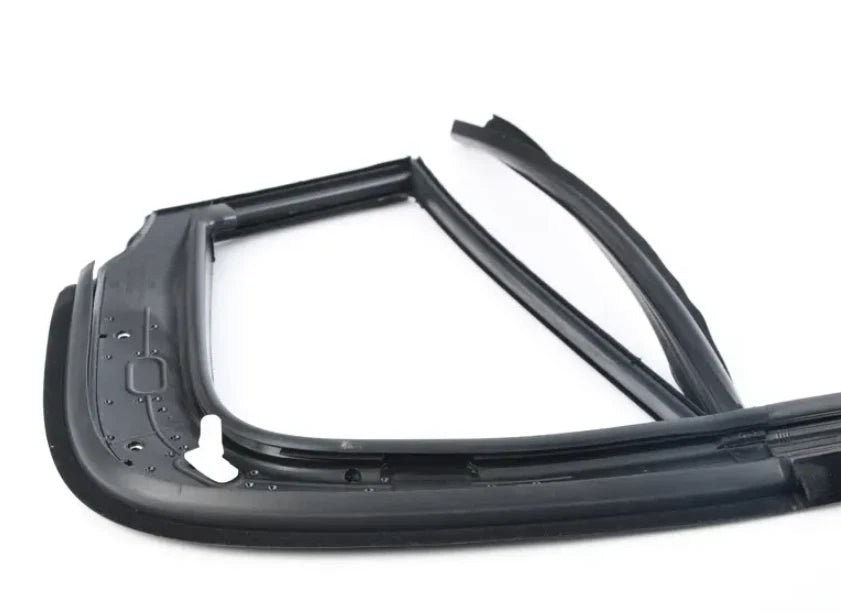 NEW VOLKSWAGEN PASSAT B7 REAR RIGHT SIDE WINDOW GUIDE 3AE839432D5AP ORIGINAL