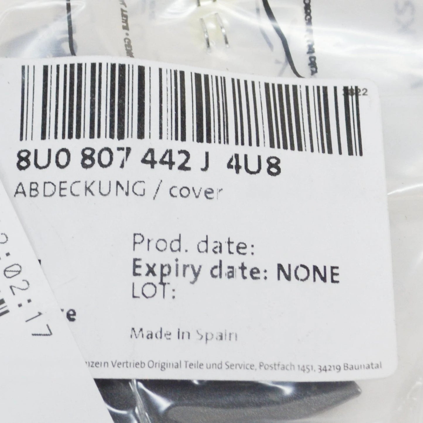 NEW AUDI Q3 8U REAR BUMPER RIGHT TOW EYE COVER 8U0807442J4U8 ORIGINAL