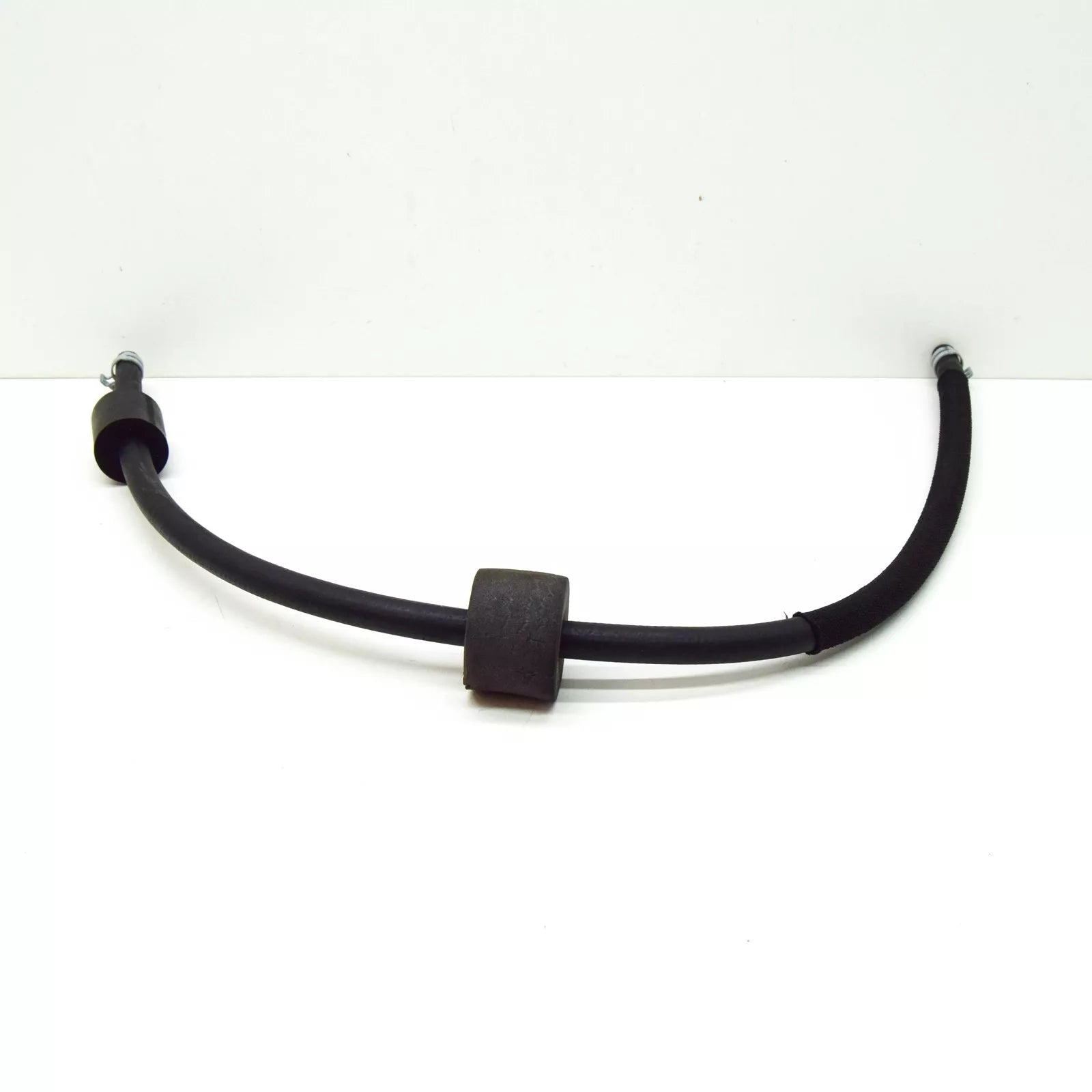 NEW MERCEDES-BENZ E-CLASS W213 EXPANSION TANK HOSE A2058303805 ORIGINAL