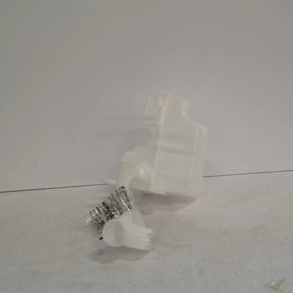 NEW VOLKSWAGEN PASSAT B8 WASHER FLUID RESERVOIR 3Q0955453A ORIGINAL