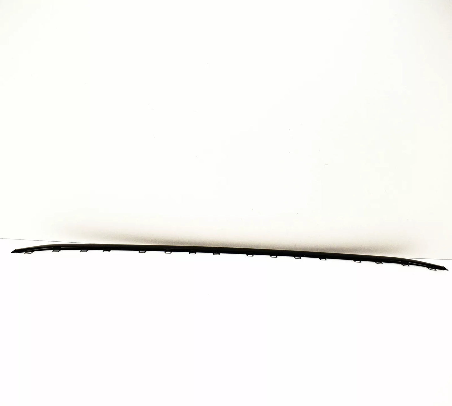 NEW VW PASSAT B7 FRONT BUMPER VENT GRILLE TRIM R-LINE 3AA853101041