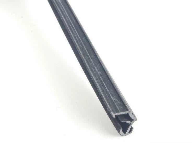 NEW VOLKSWAGEN JETTA A5 FRONT RIGHT WINDOW CHANNEL GUIDE 1K5837432E5AP ORIGINAL